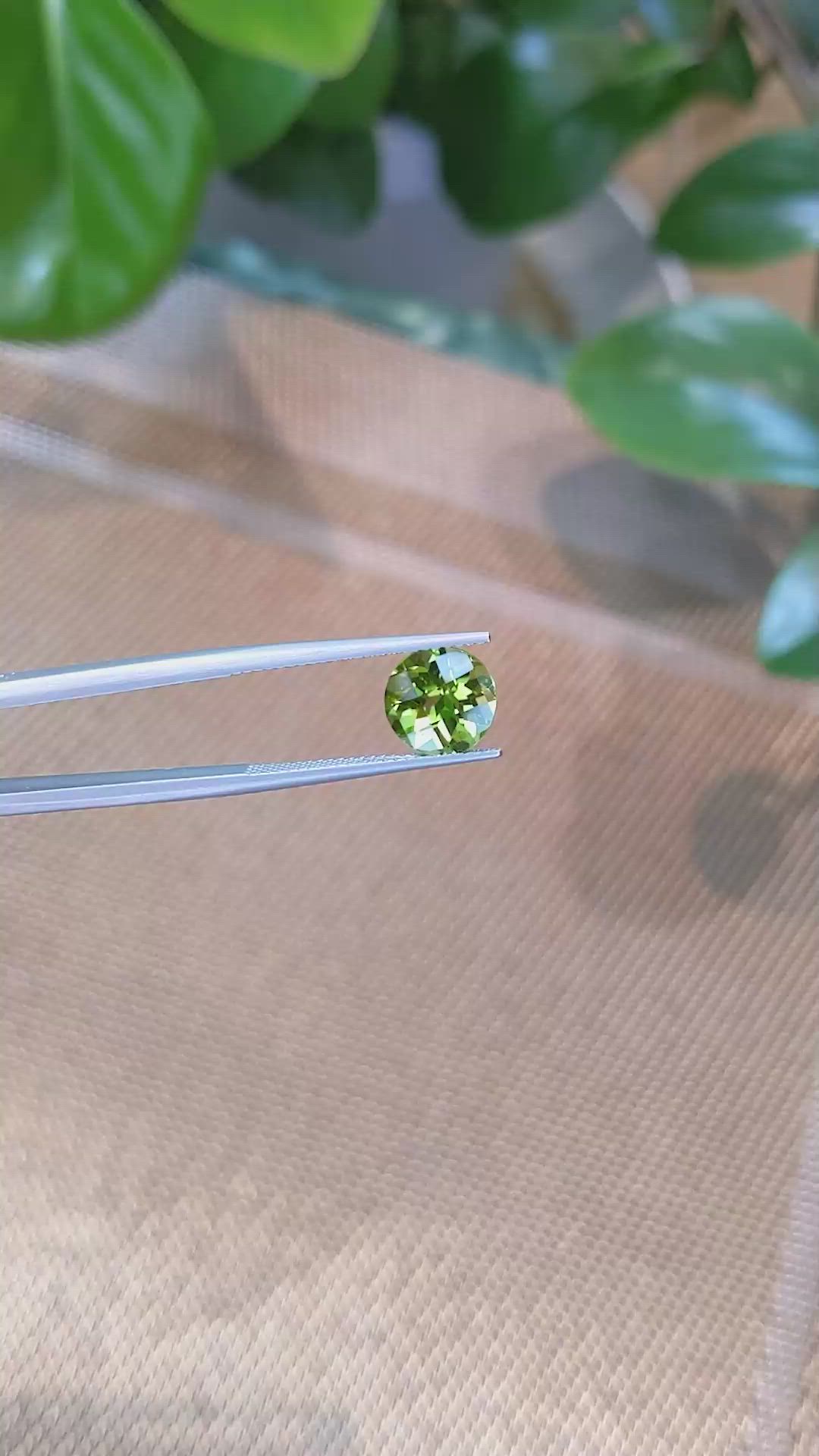 2.89 Ct. Peridot from Burma (Myanmar) Size Video