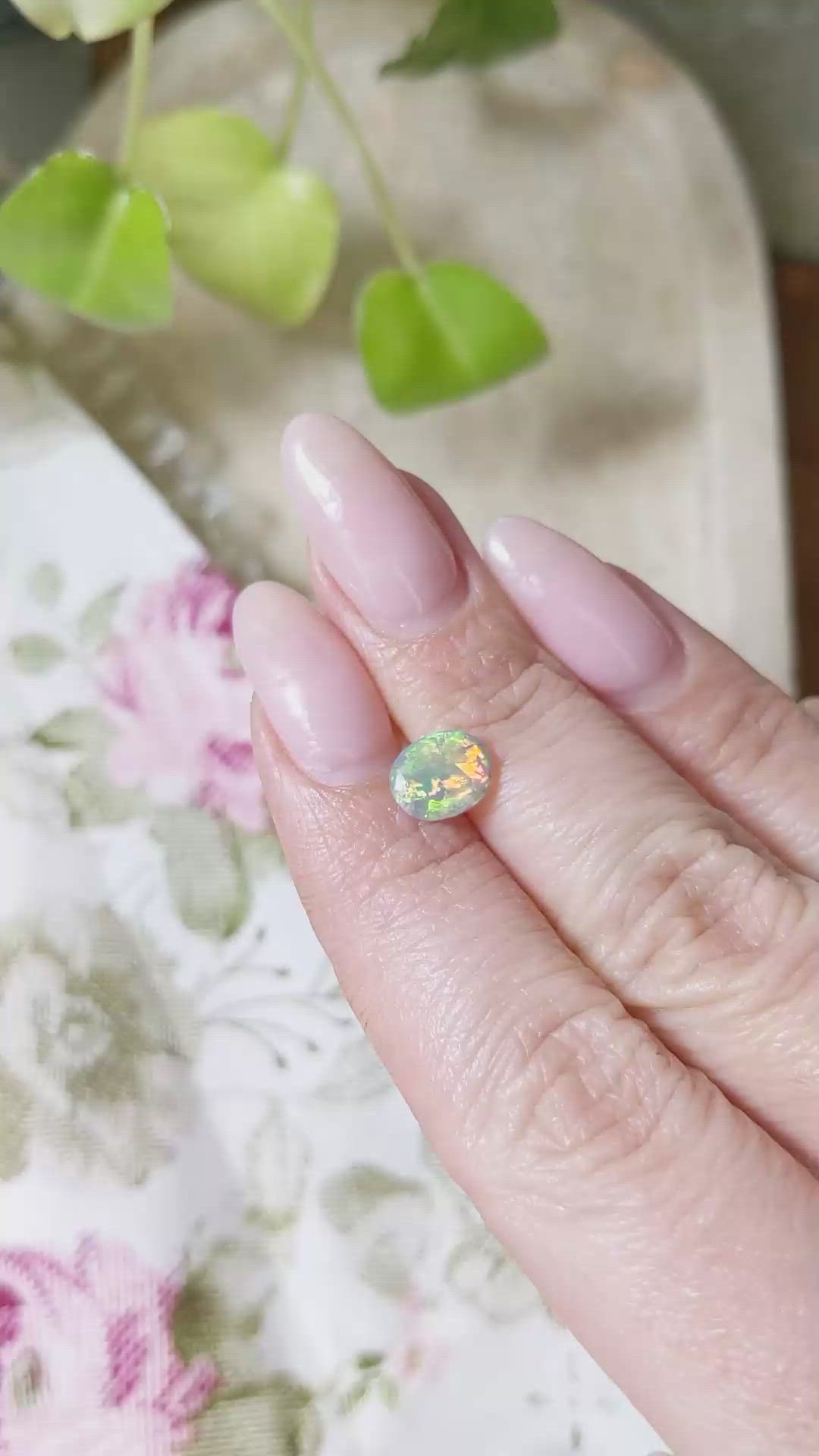 0.67 Ct. Cabochon Crystal/Jelly Opal from Australia Size Video