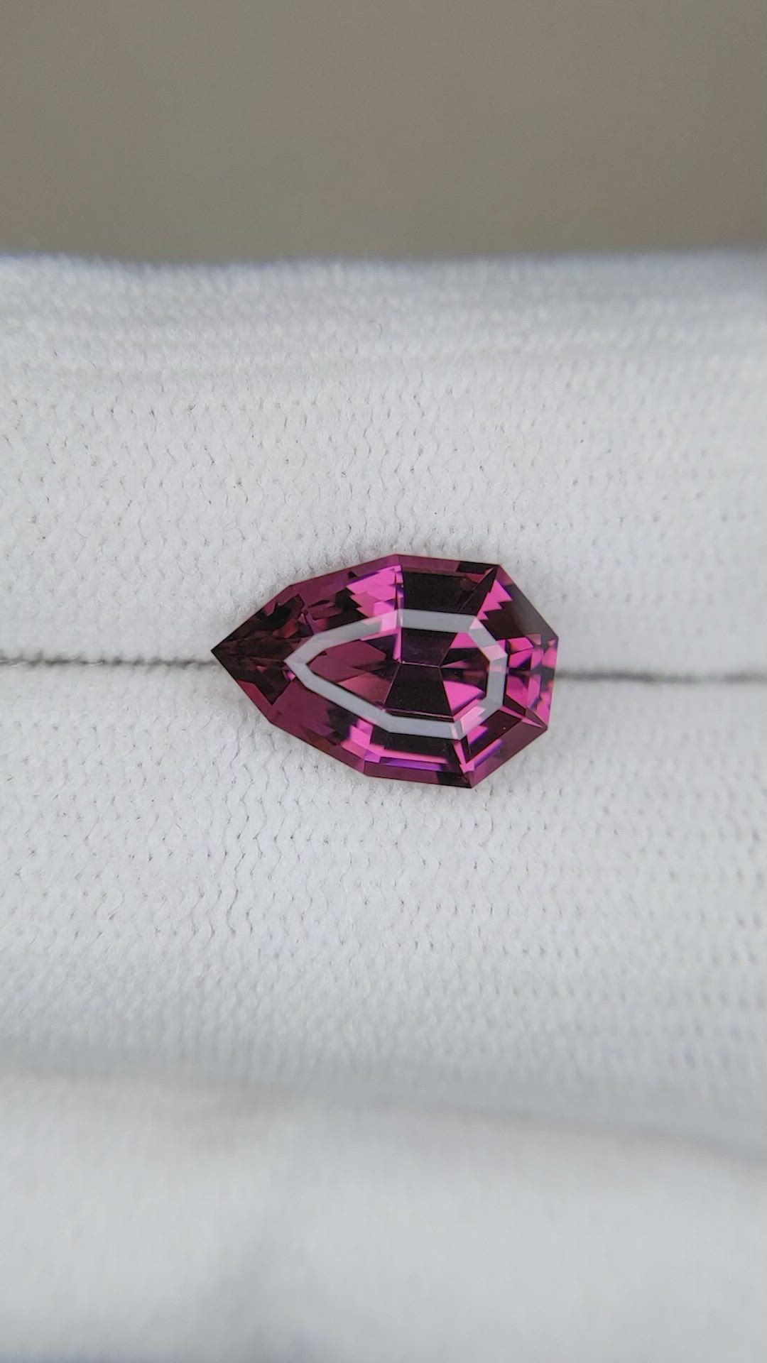 3.16 Ct. Garnet from Ceylon (Sri Lanka) Size Video