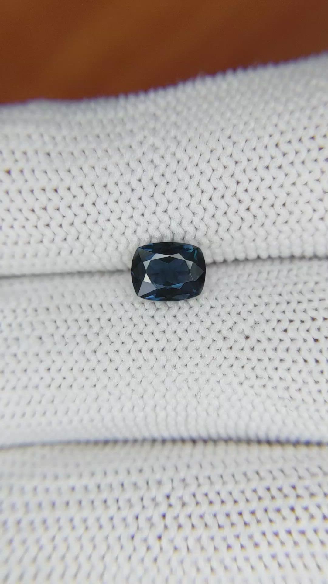 1.10 Ct. Spinel from Ceylon (Sri Lanka) Size Video