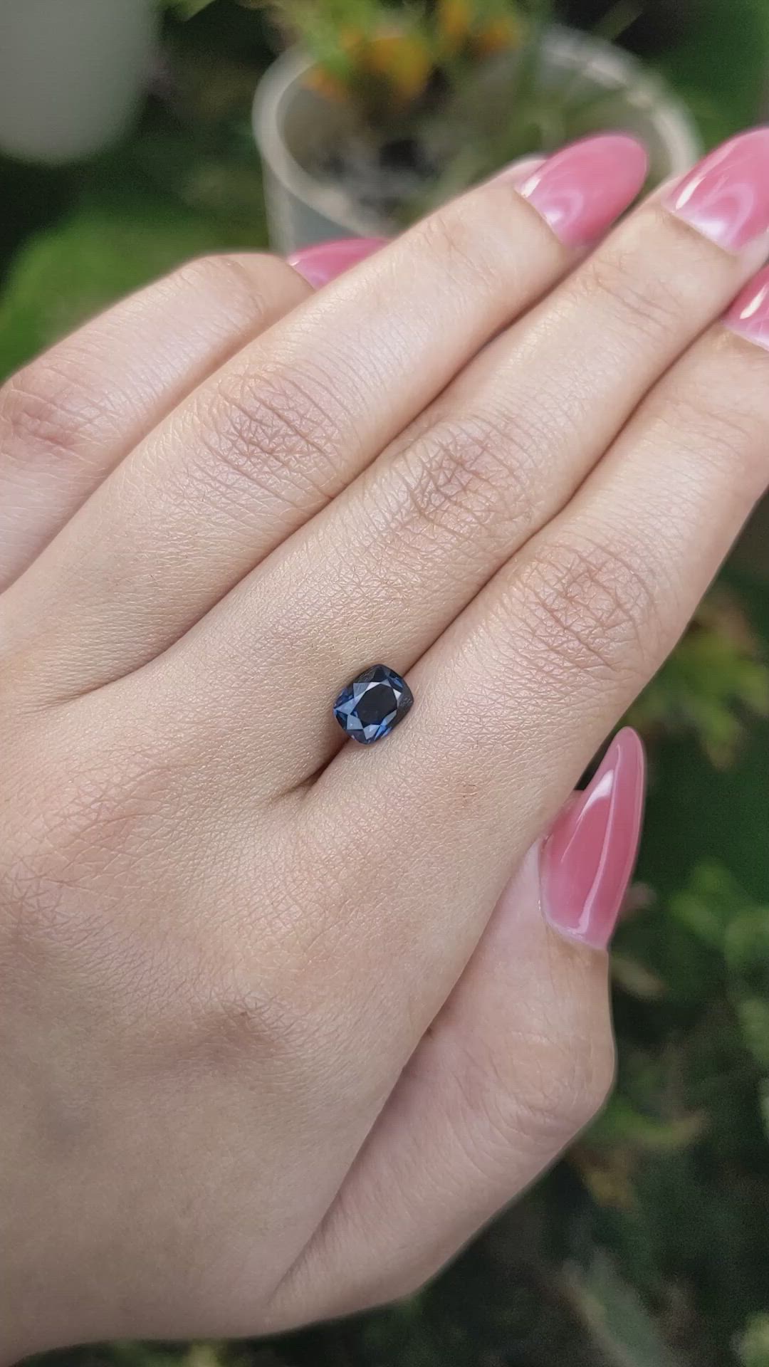 1.10 Ct. Spinel from Ceylon (Sri Lanka) Size Video