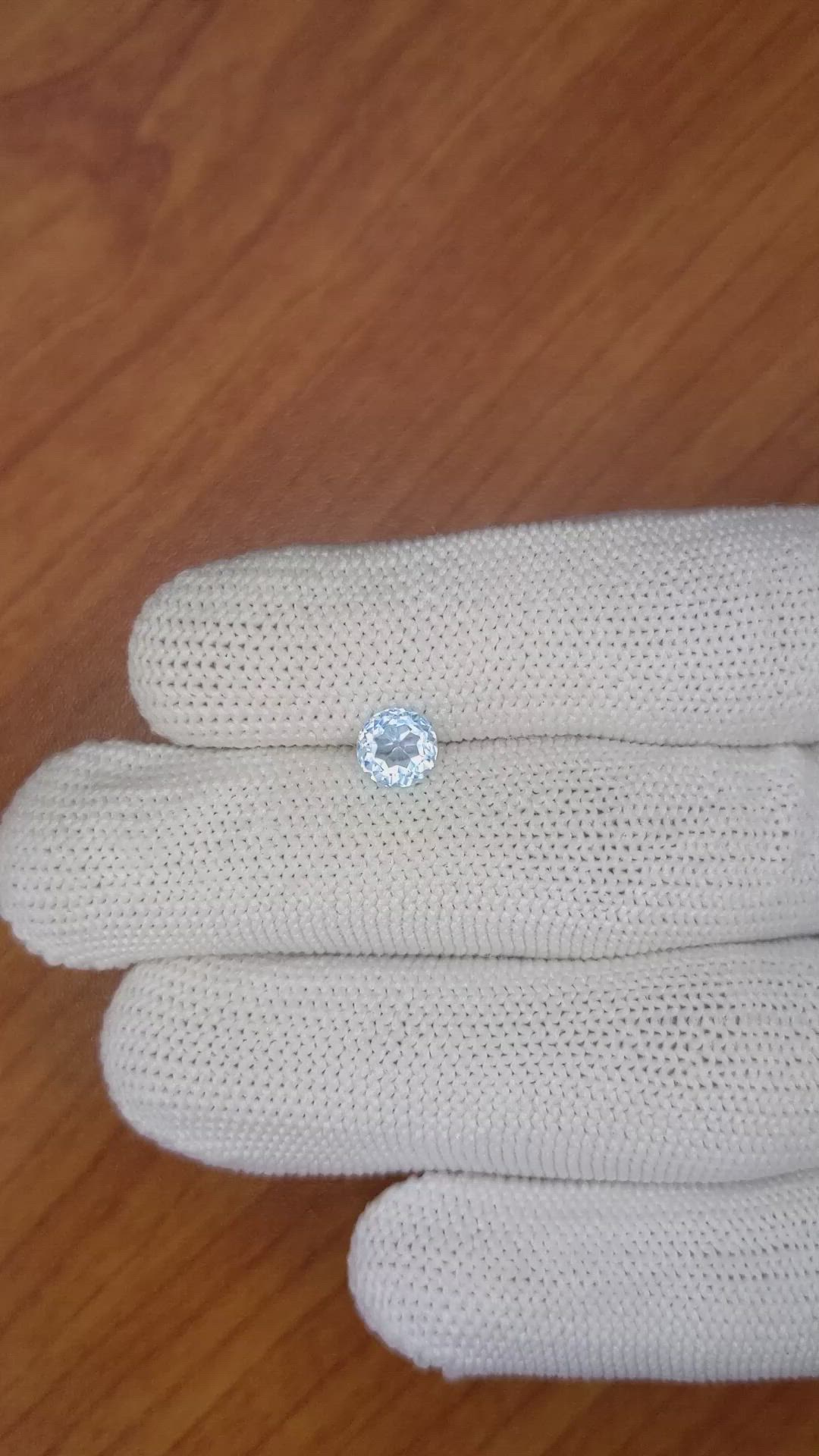 1.07 Ct. Topaz from Ceylon (Sri Lanka) Size Video