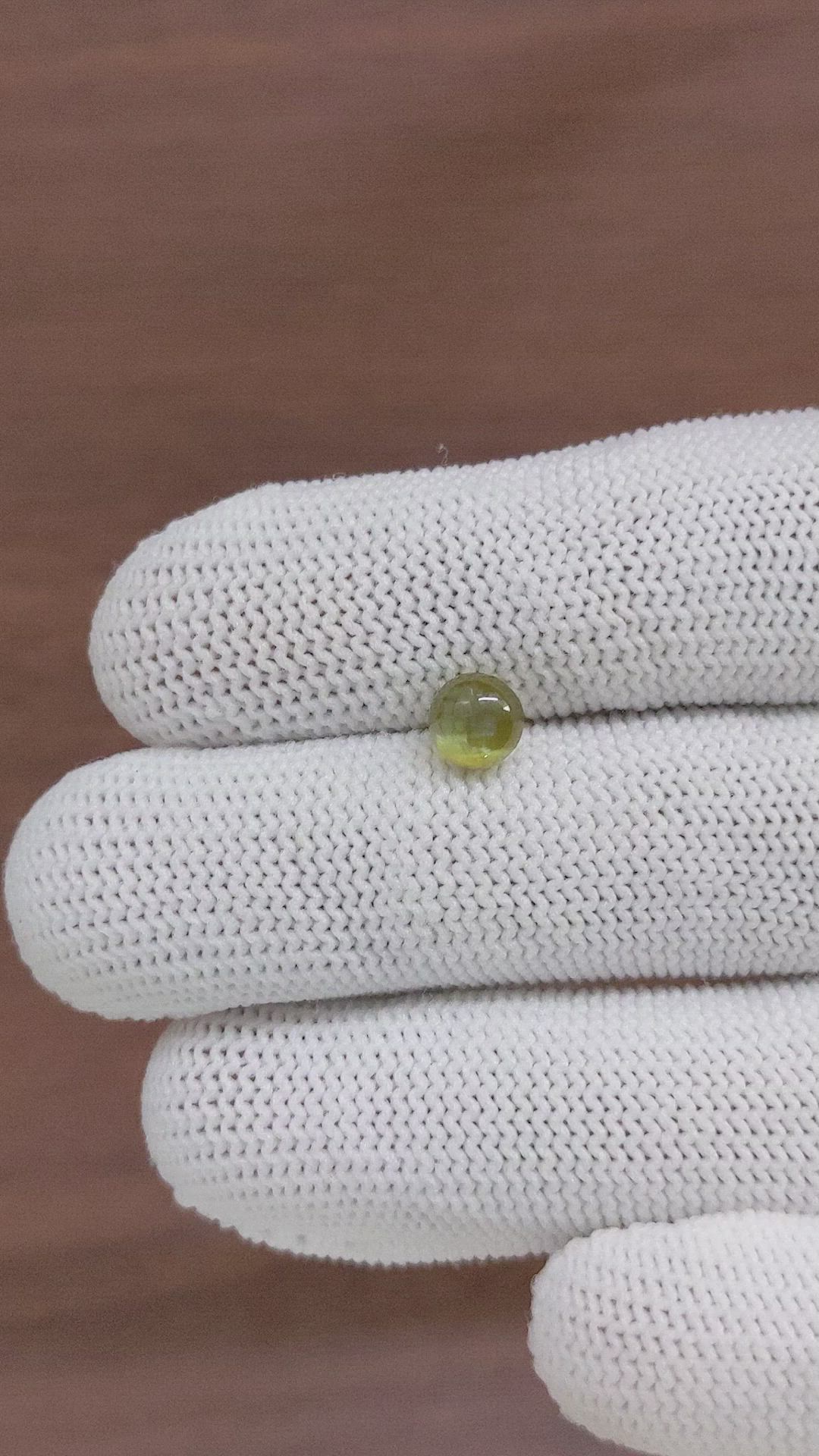 1.72 Ct. Cabochon Chrysoberyl from Ceylon (Sri Lanka) Size Video