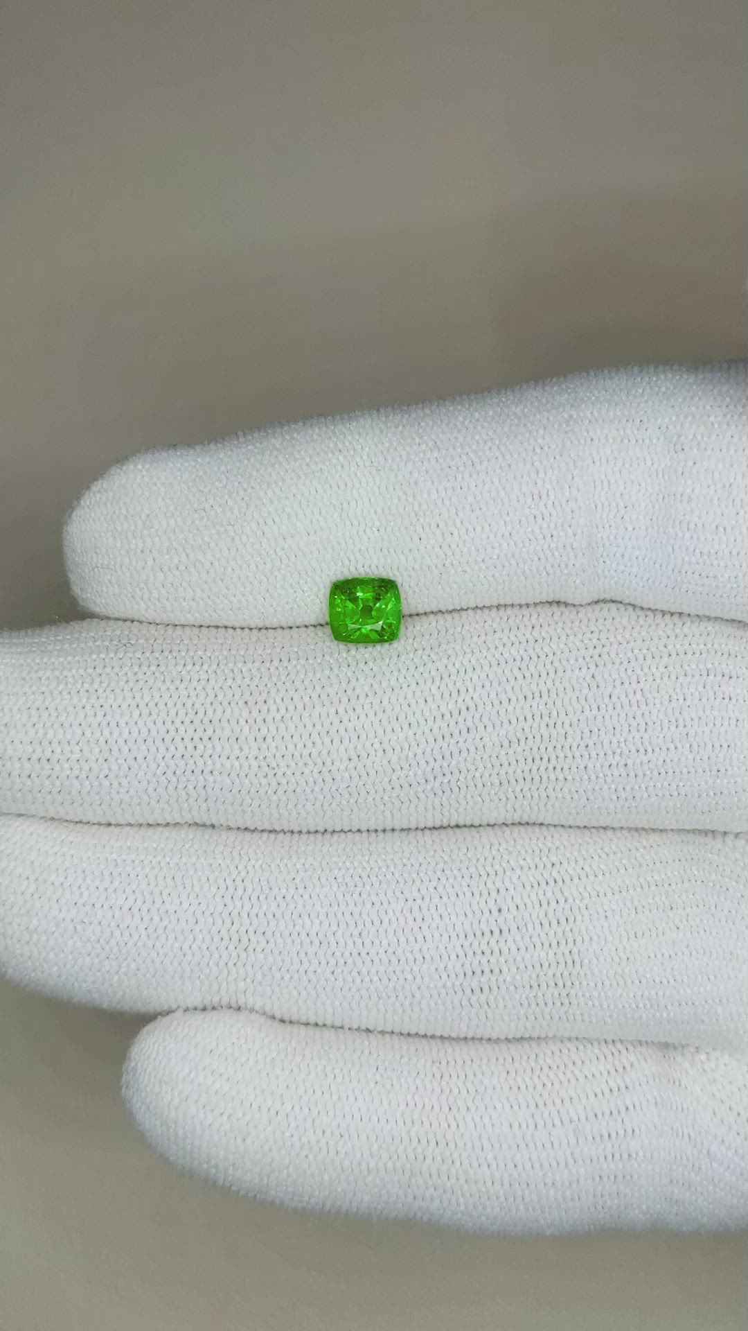 1.08 Ct. Tsavorite Garnet from Tanzania Size Video