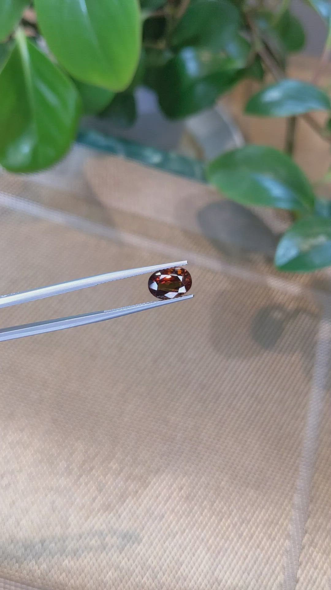 3.84 Ct. Zircon from Ceylon (Sri Lanka) Size Video