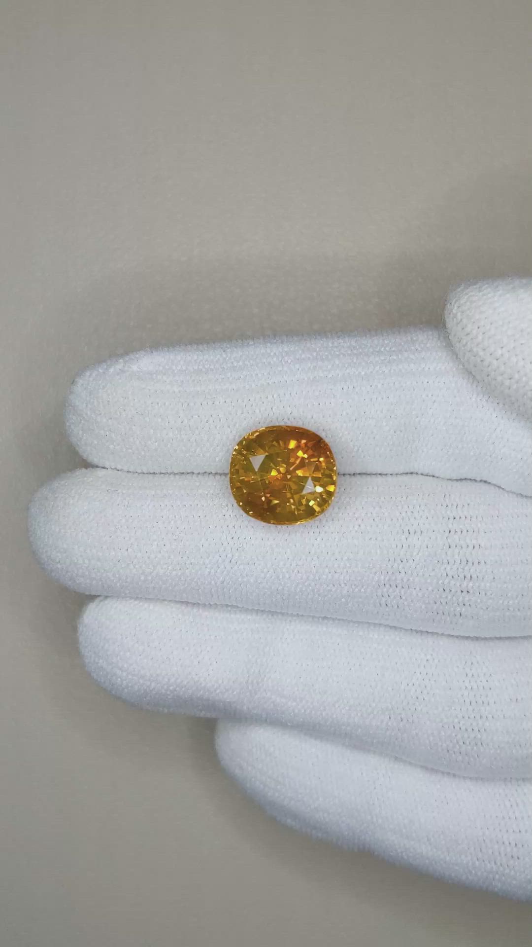 7.90 Ct. Zircon from Ceylon (Sri Lanka) Size Video