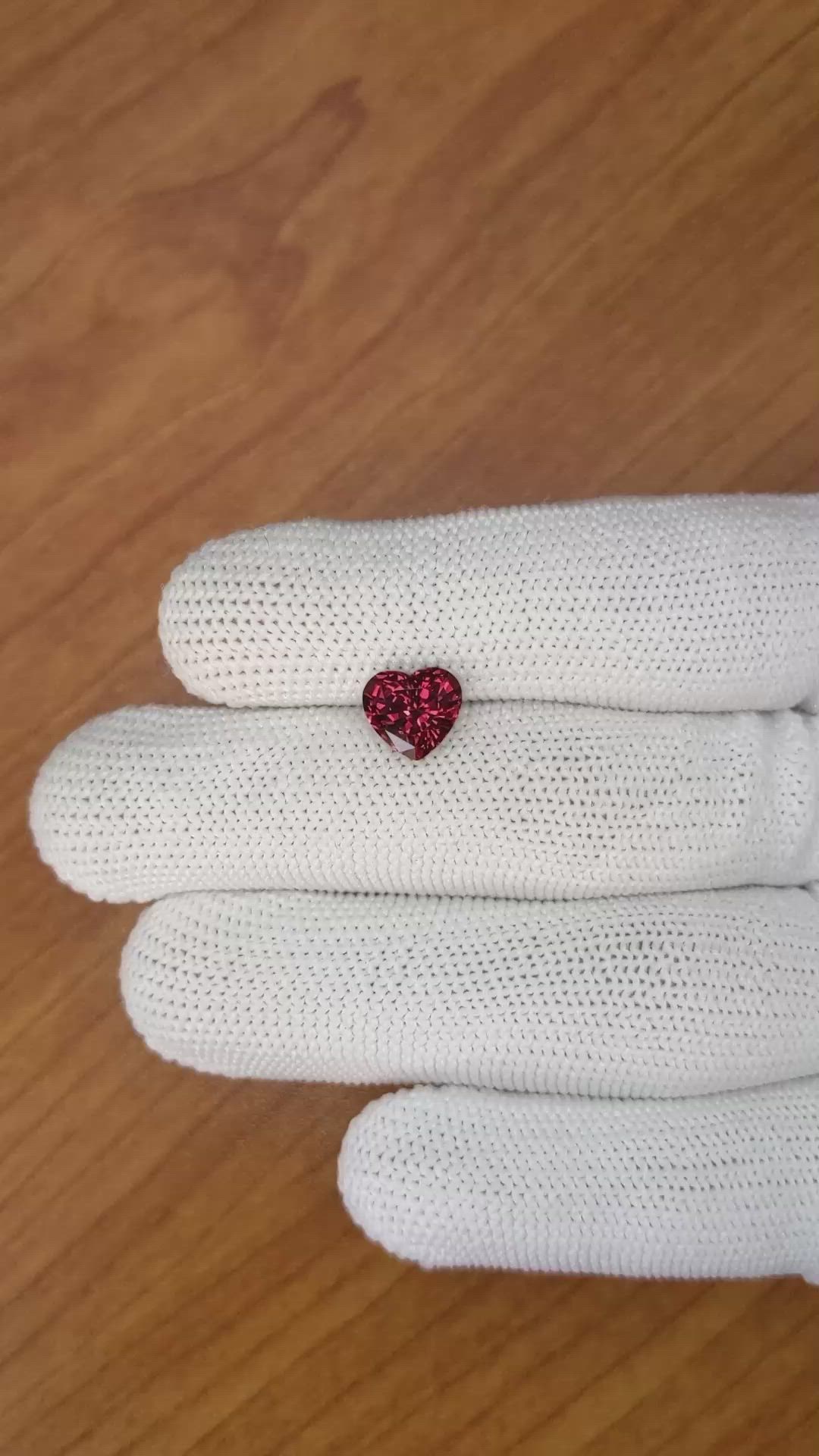 2.54 Ct. Garnet from Ceylon (Sri Lanka) Size Video