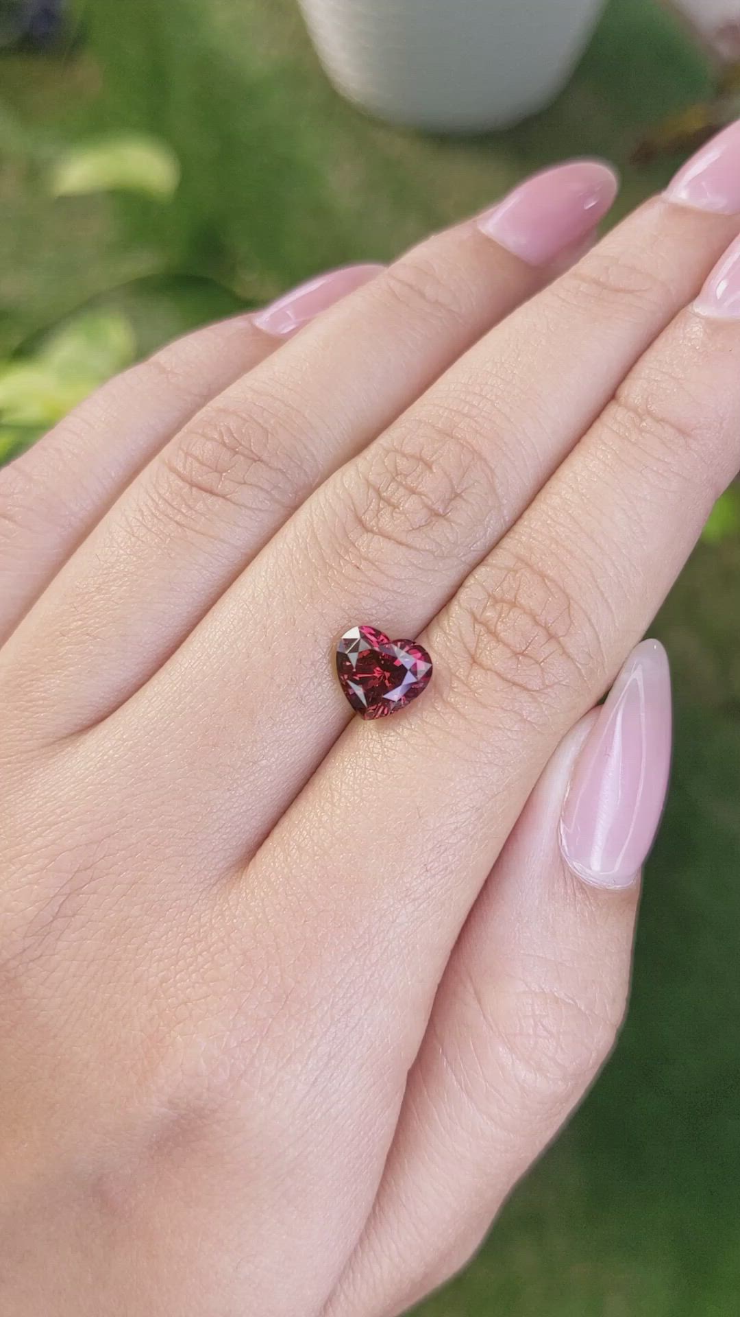 2.54 Ct. Garnet from Ceylon (Sri Lanka) Size Video