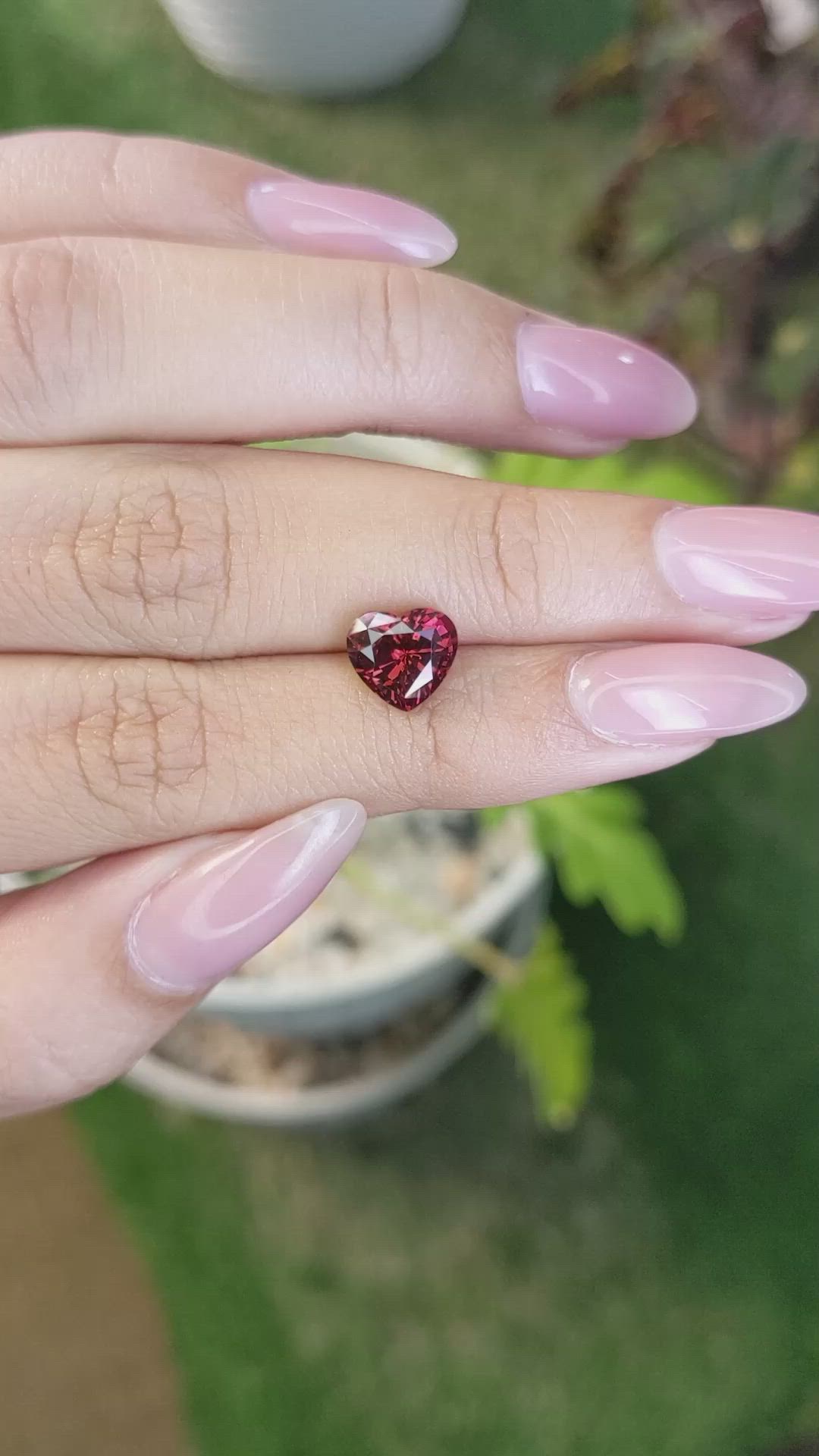 2.54 Ct. Garnet from Ceylon (Sri Lanka) Size Video