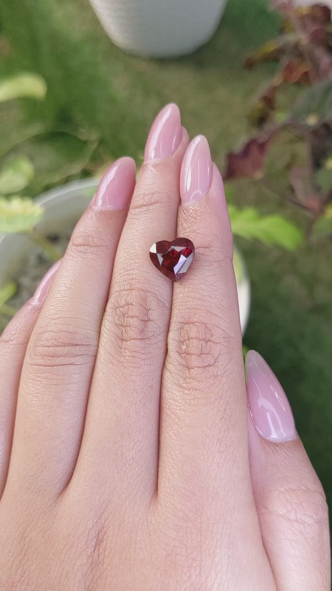 4.35 Ct. Garnet from Ceylon (Sri Lanka) Size Video