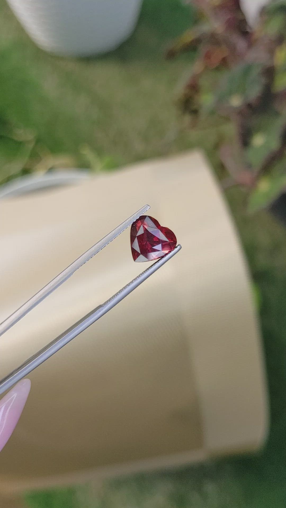 4.35 Ct. Garnet from Ceylon (Sri Lanka) Size Video