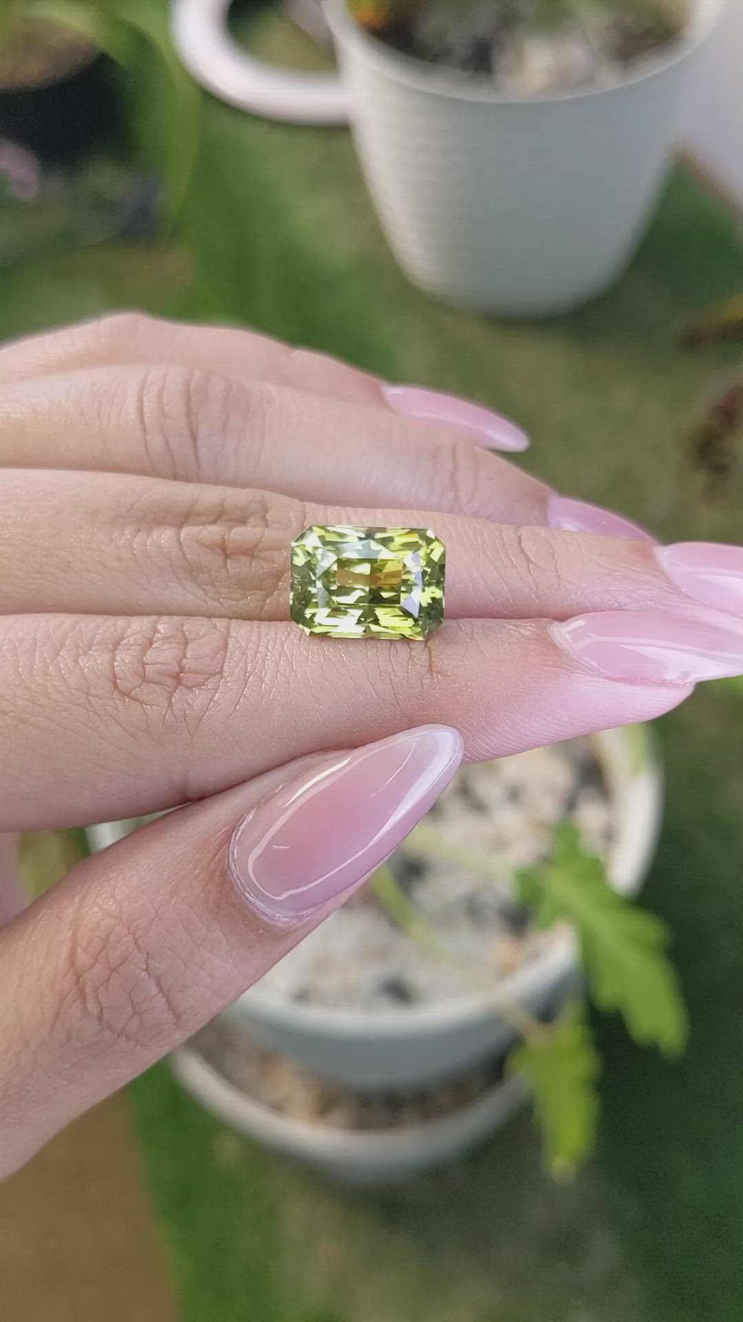 9.35 Ct. Chrysoberyl from Ceylon (Sri Lanka) Size Video