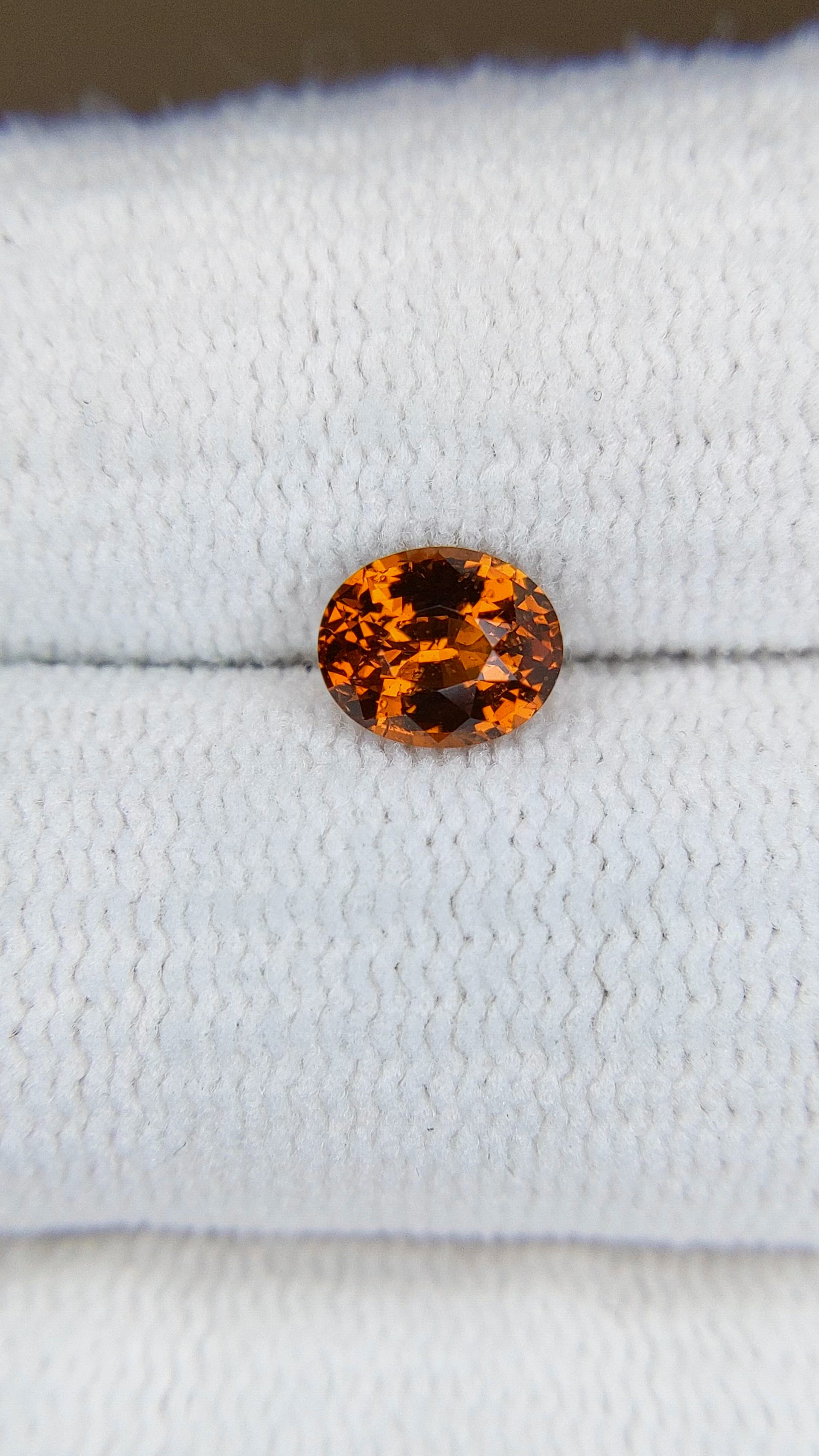 0.80 Ct. Hessonite Garnet from Ceylon (Sri Lanka) Size Video