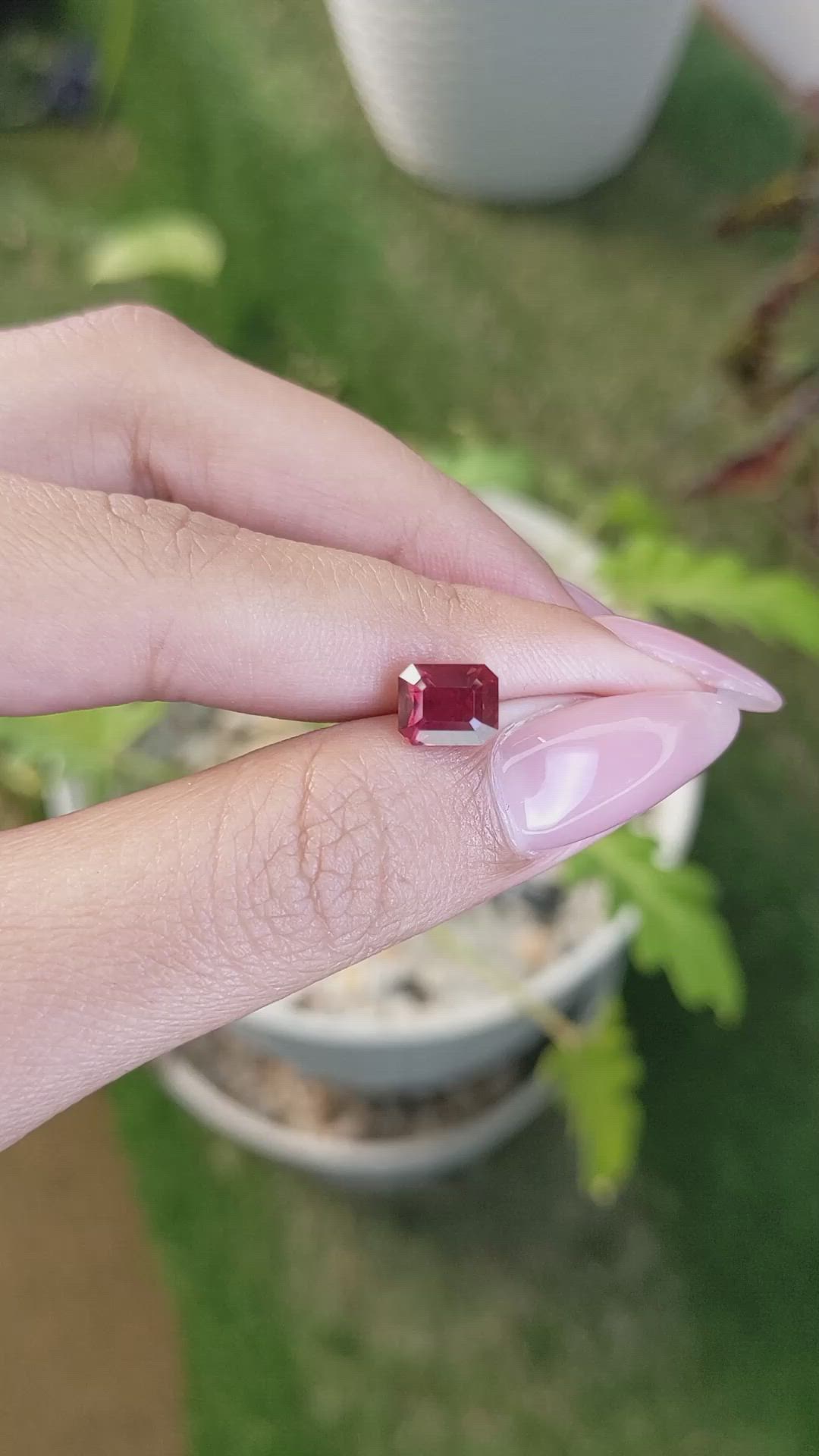 2.31 Ct. Garnet from Ceylon (Sri Lanka) Size Video