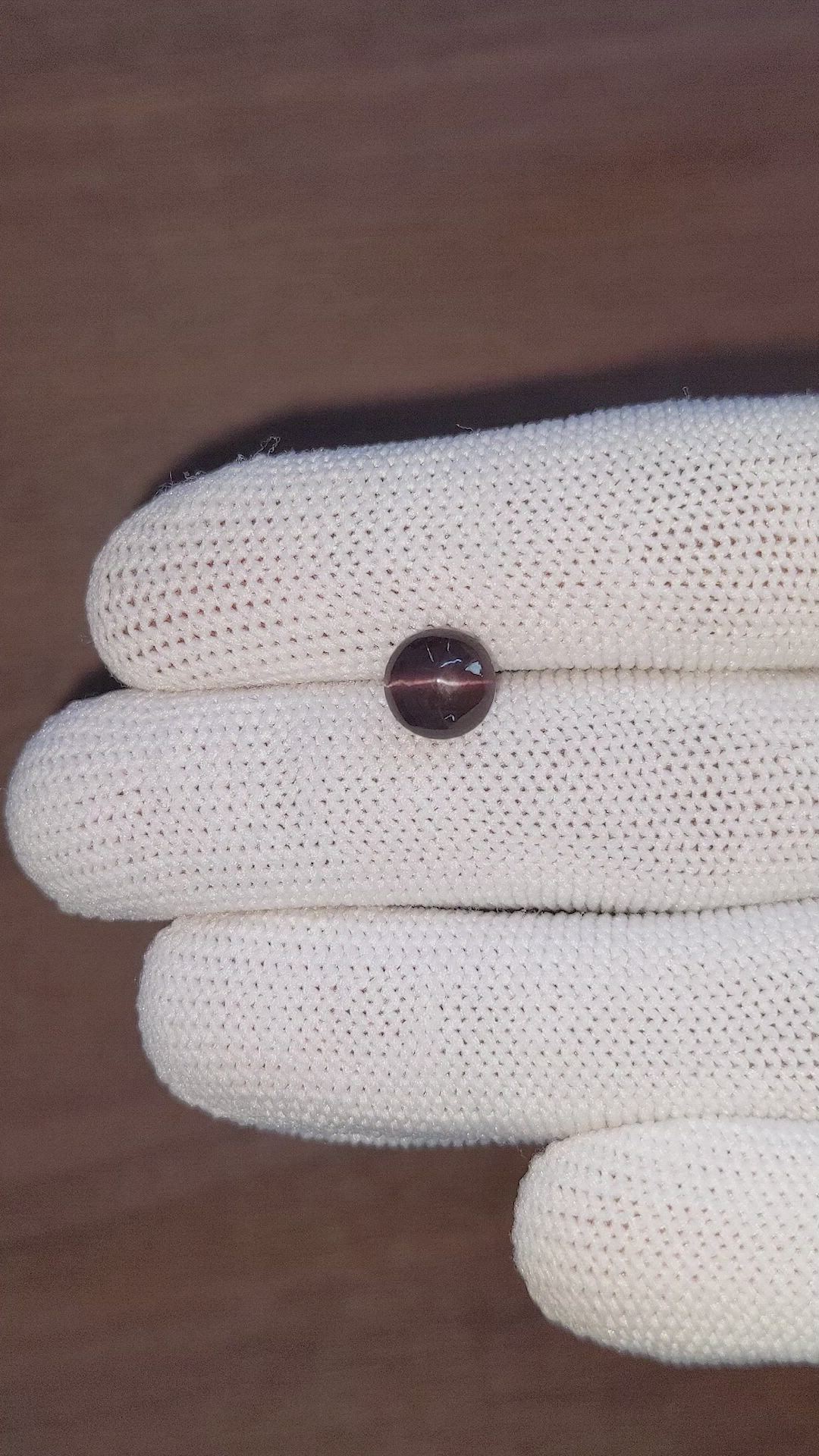 2.55 Ct. Cabochon Chrysoberyl from Ceylon (Sri Lanka) Size Video