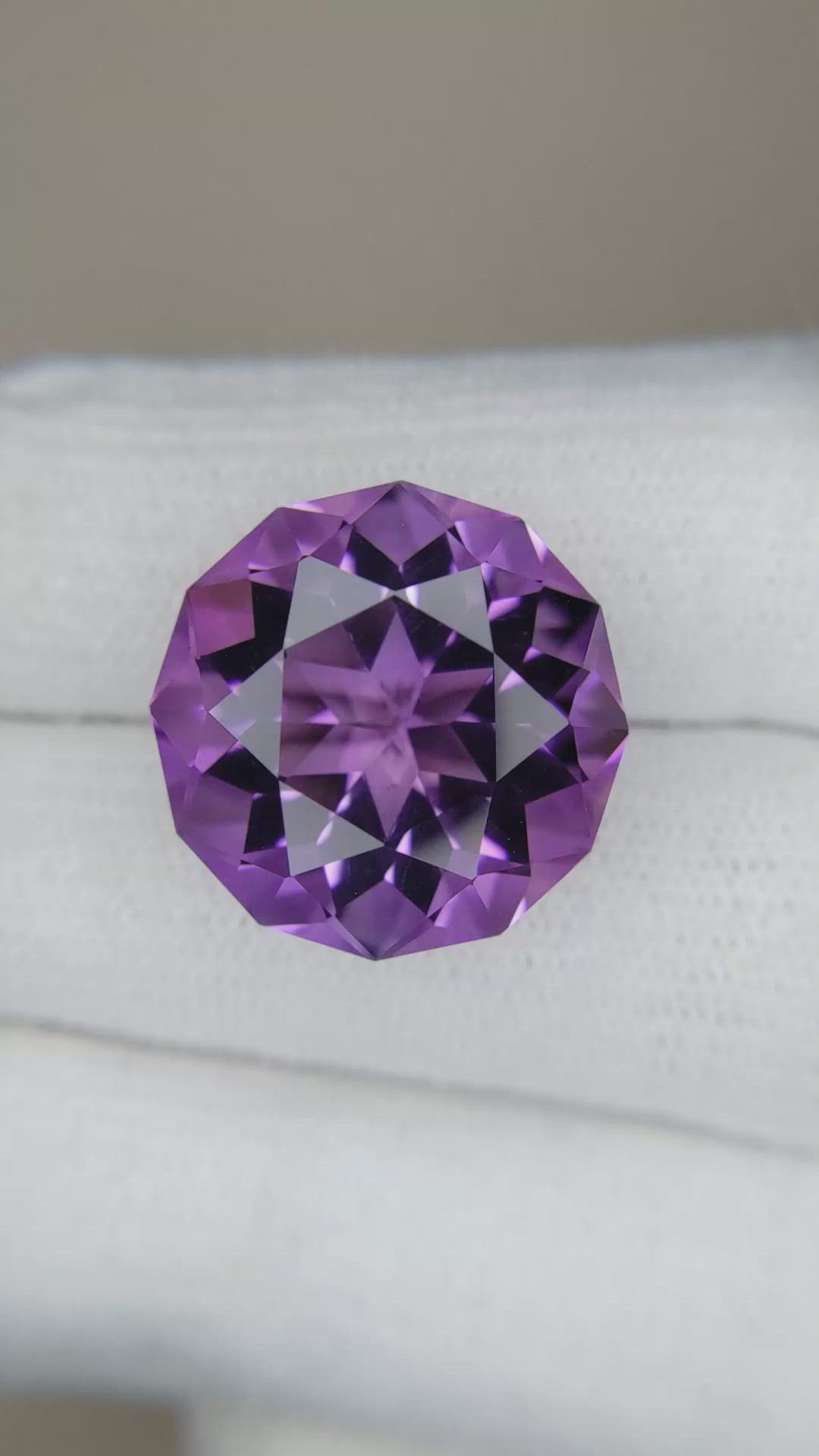 17.20 Ct. Amethyst from Bolivia Size Video