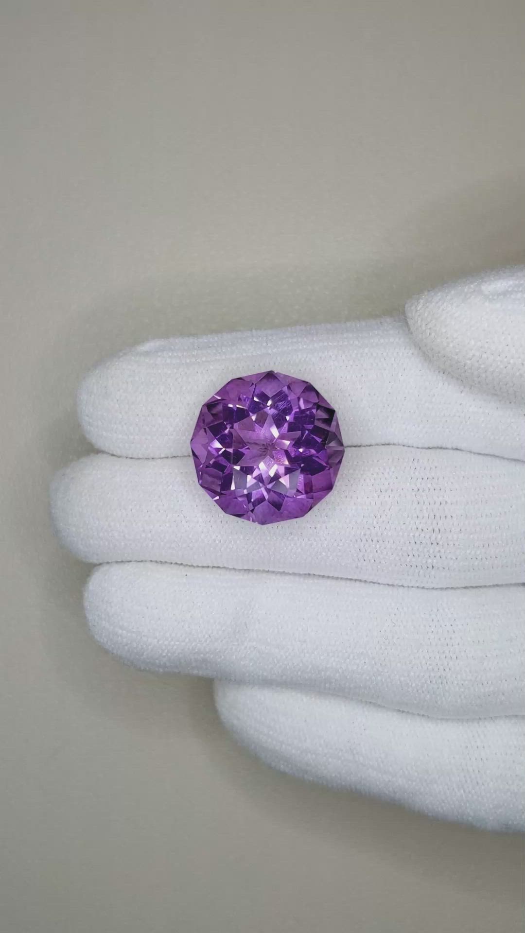 17.20 Ct. Amethyst from Bolivia Size Video