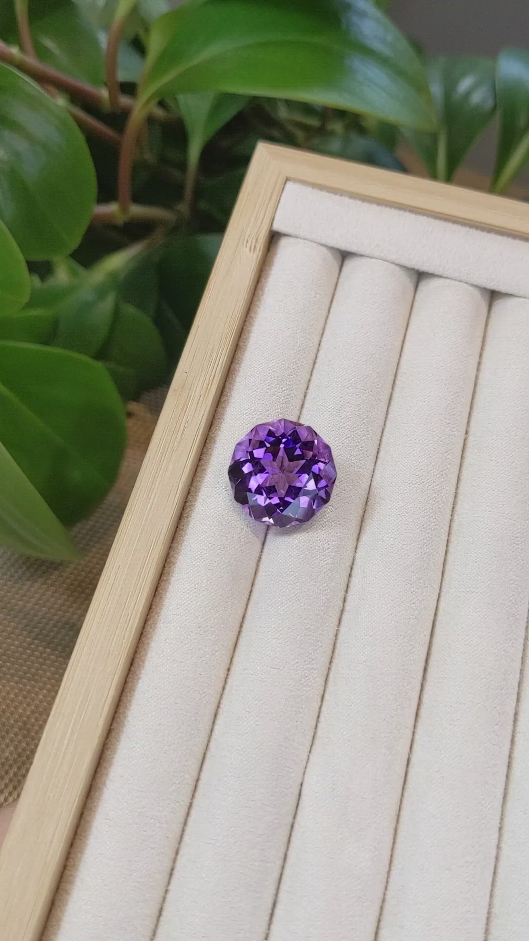 21.33 Ct. Amethyst from Bolivia Size Video