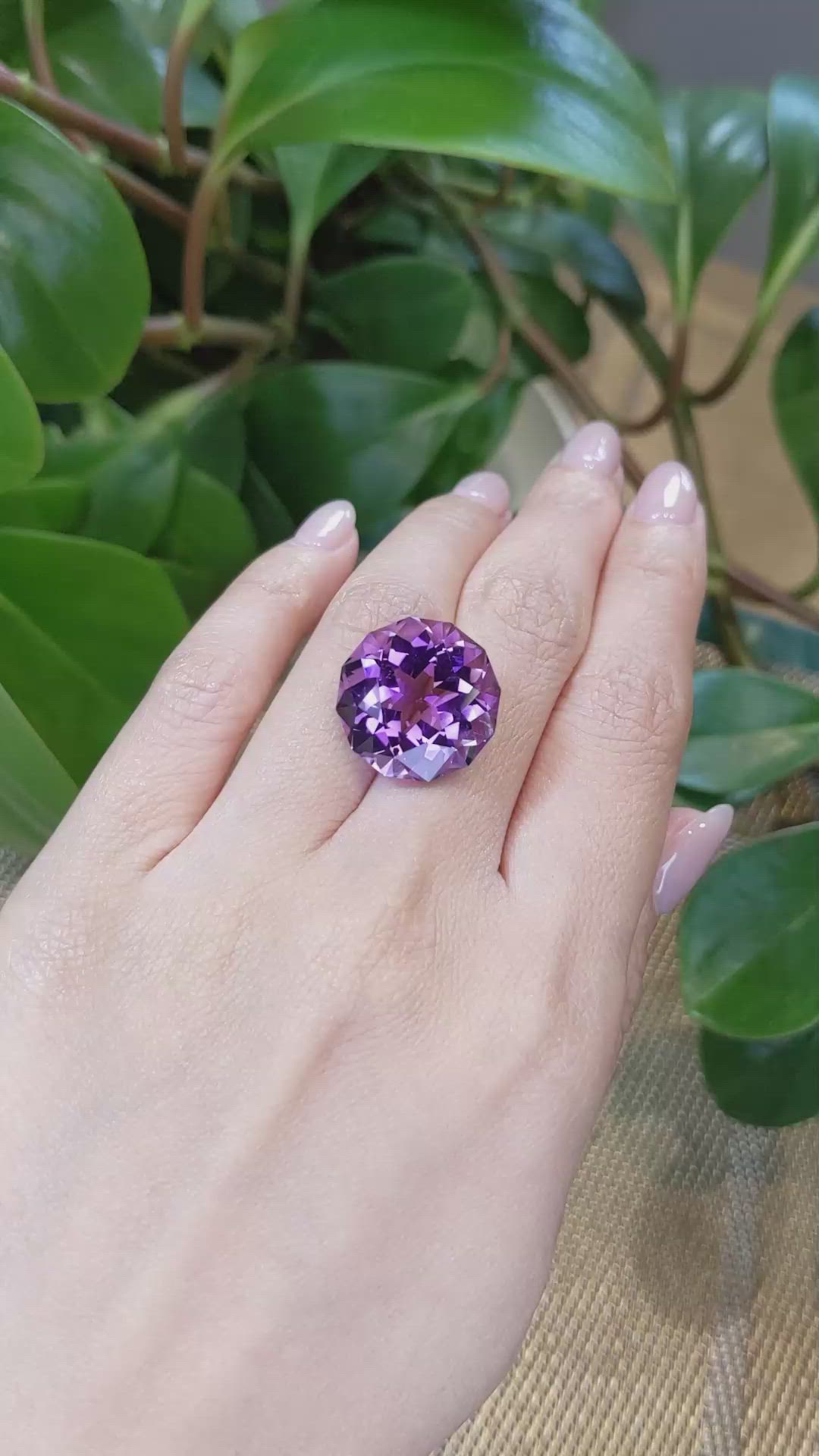 21.33 Ct. Amethyst from Bolivia Size Video
