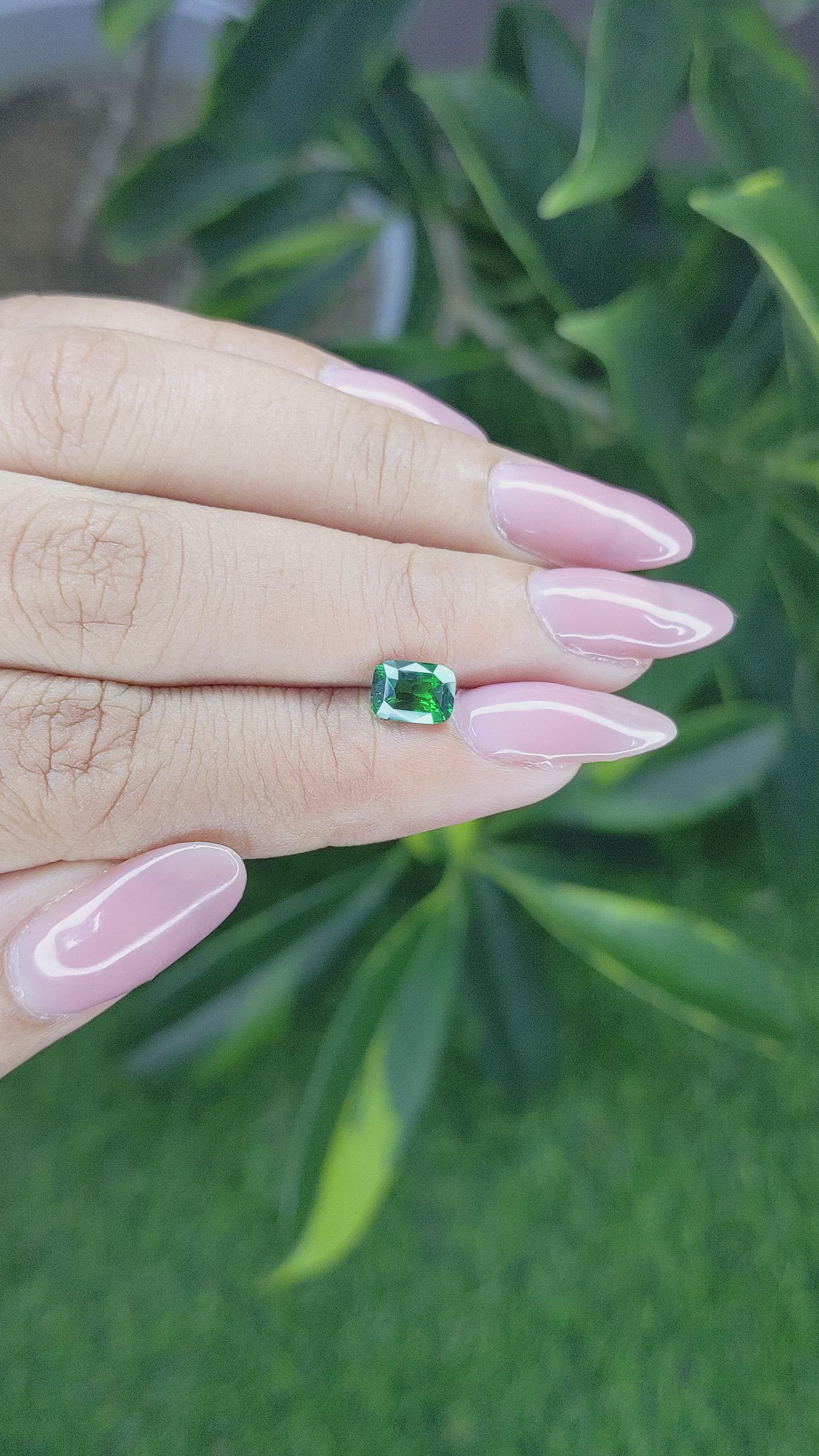 1.09 Ct. Tsavorite Garnet from Tanzania Size Video