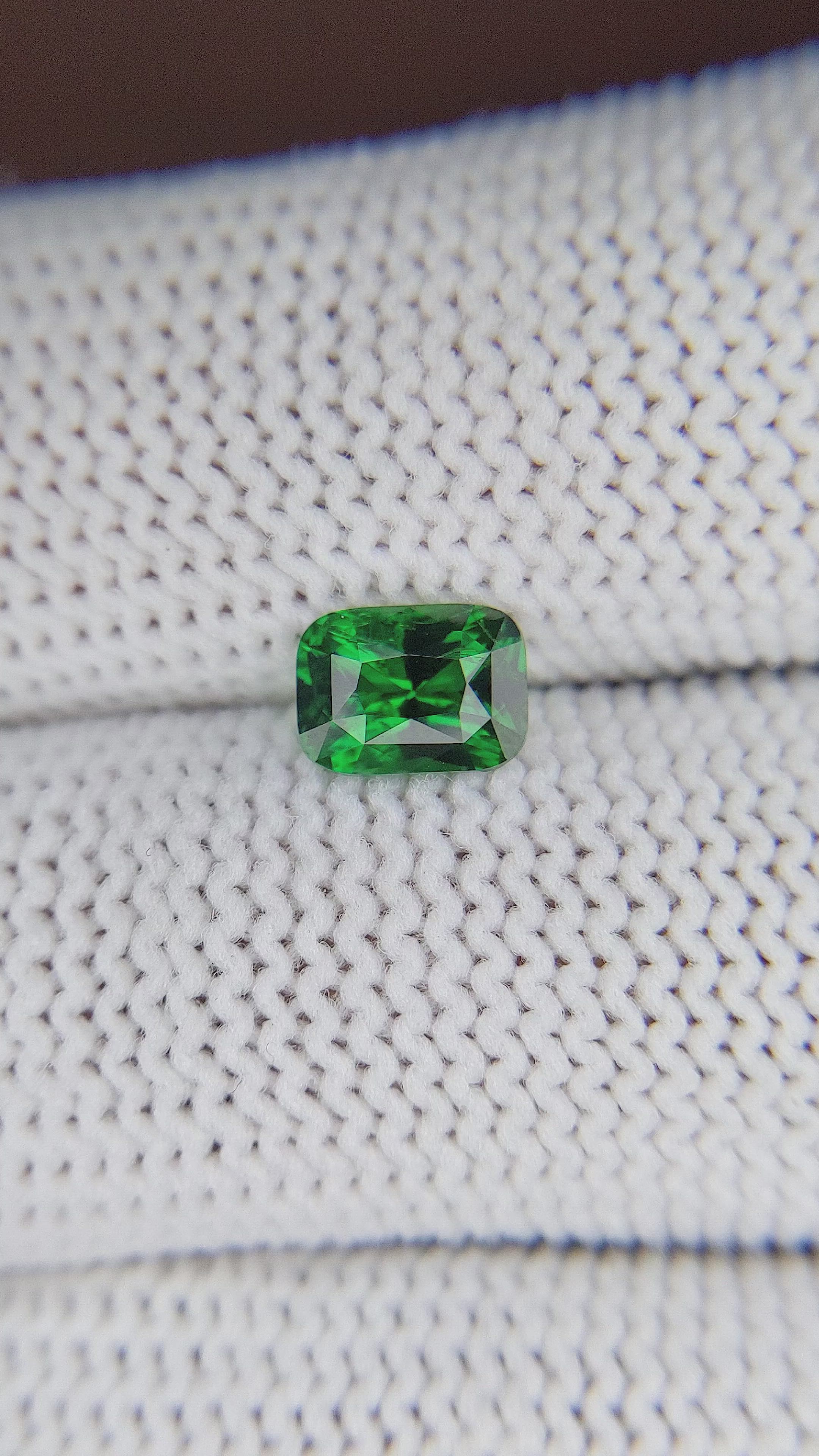 1.09 Ct. Tsavorite Garnet from Tanzania Size Video