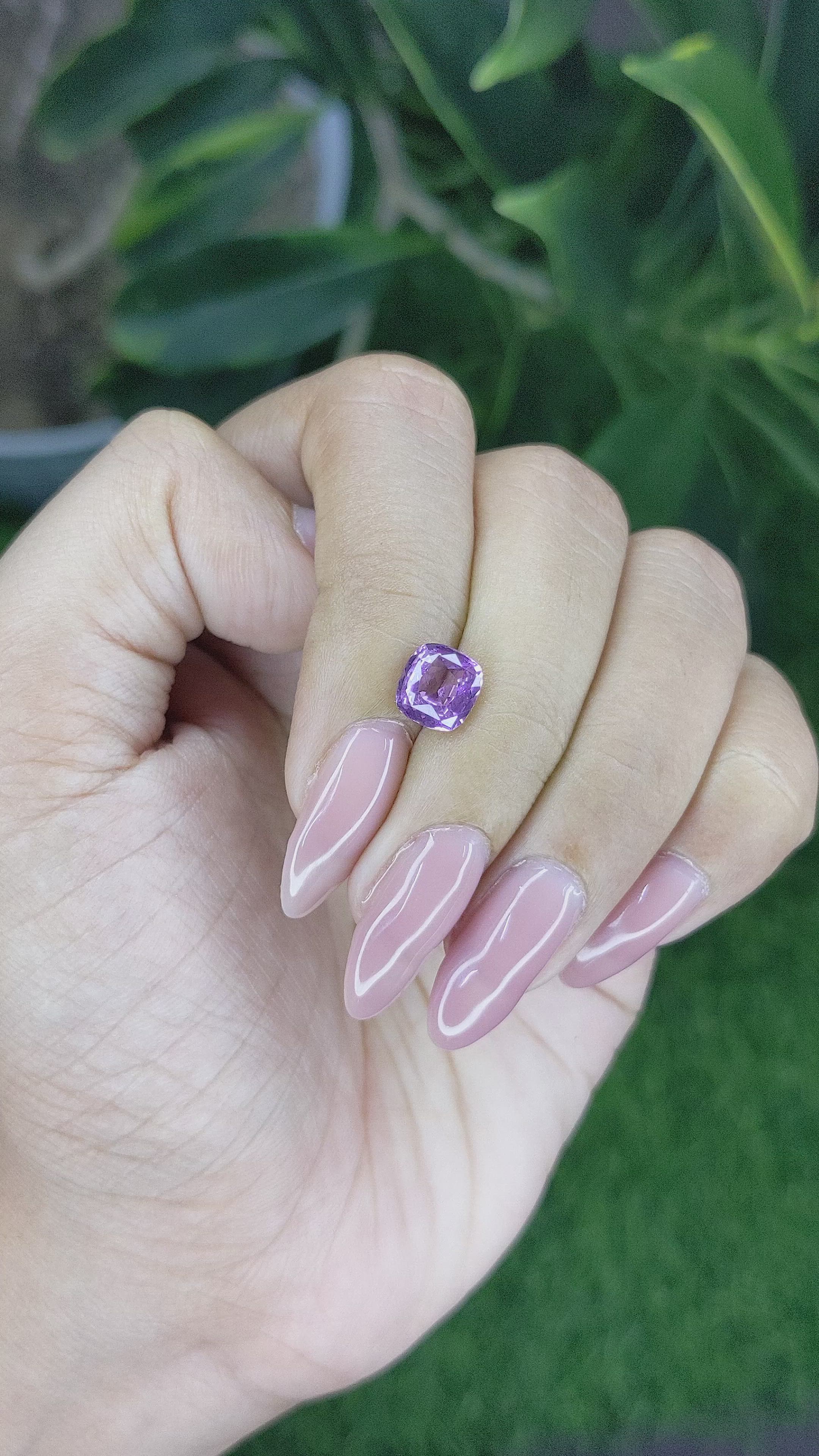 1.61 Ct. Spinel from Ceylon (Sri Lanka) Size Video