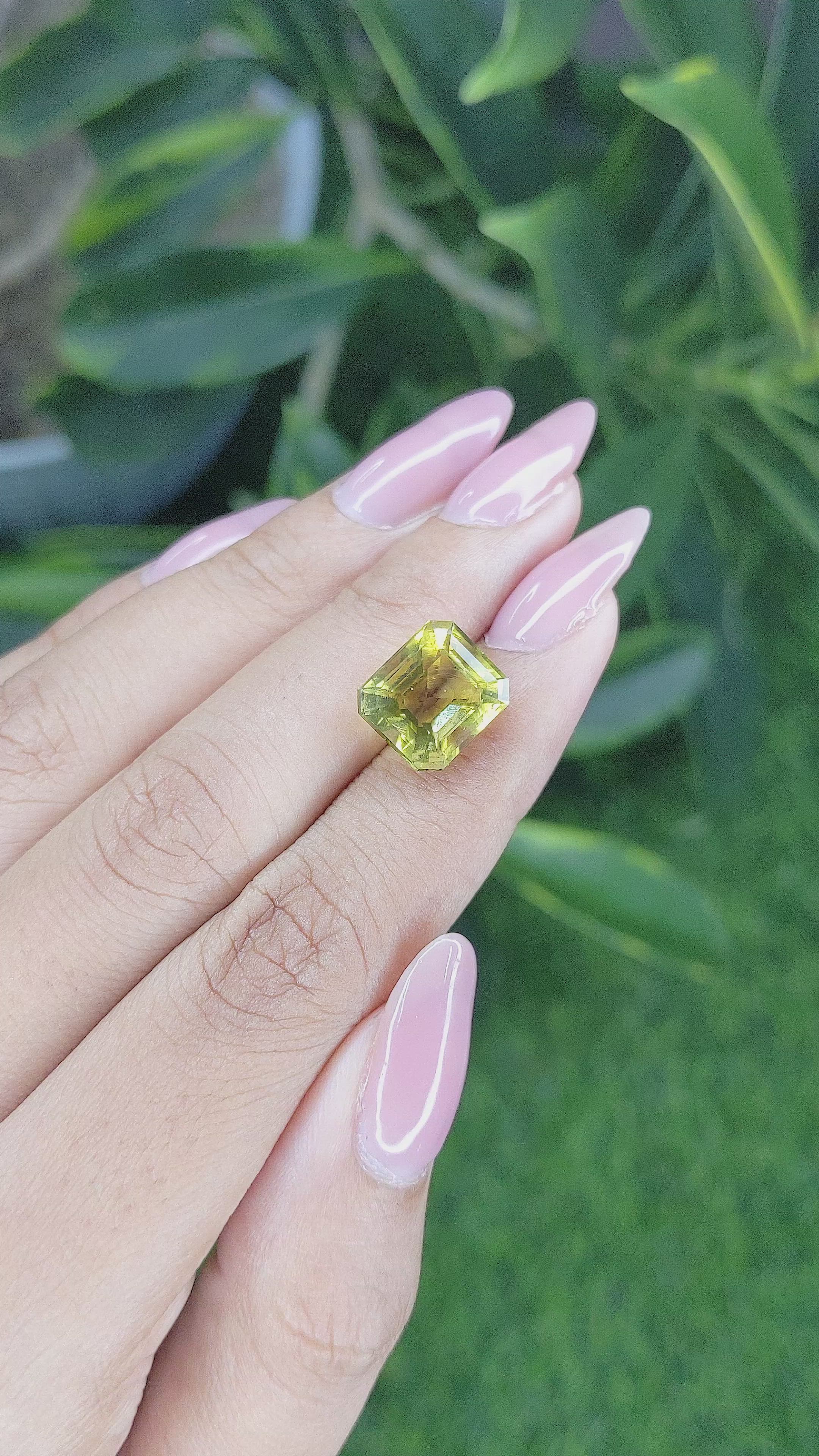 5.04 Ct. Quartz from Madagascar Size Video