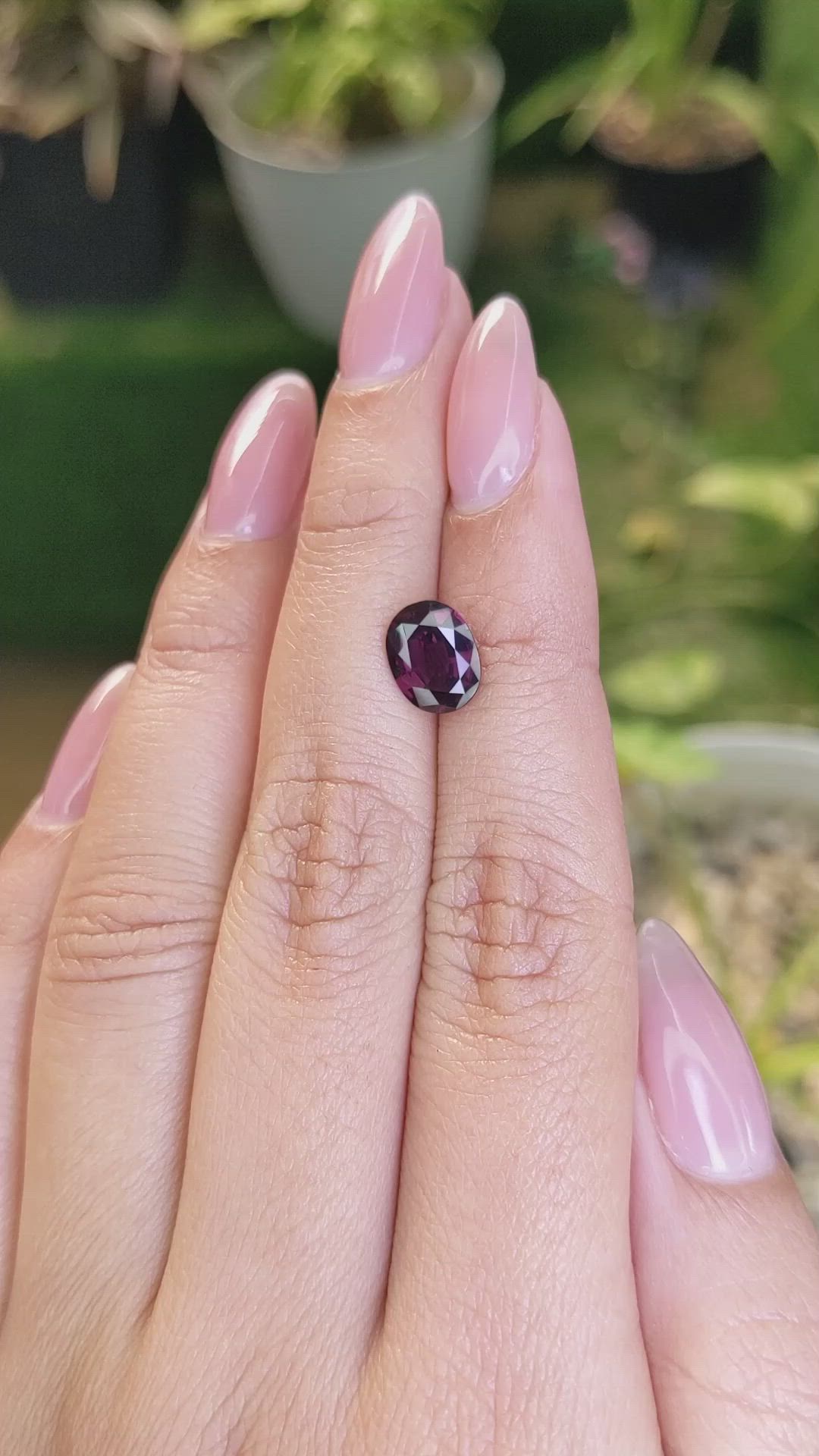 1.81 Ct. Spinel from Ceylon (Sri Lanka) Size Video