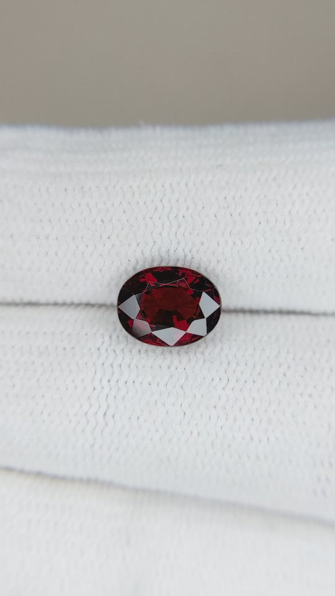 1.87 Ct. Spessartite Garnet Size Video
