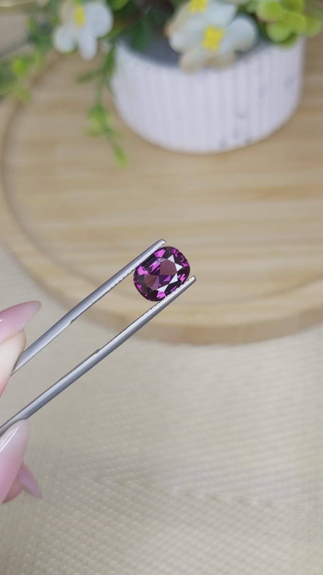 2.36 Ct. Spinel from Ceylon (Sri Lanka) Size Video