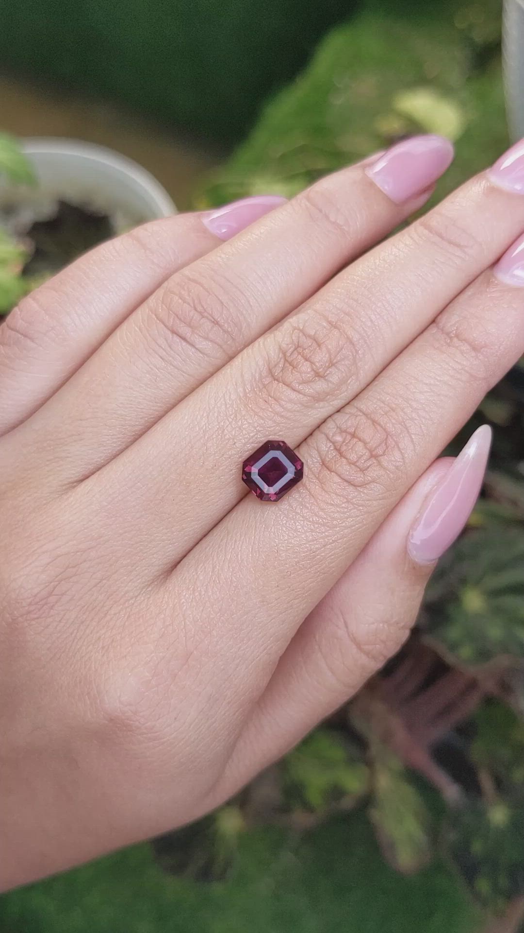 2.82 Ct. Spinel from Ceylon (Sri Lanka) Size Video