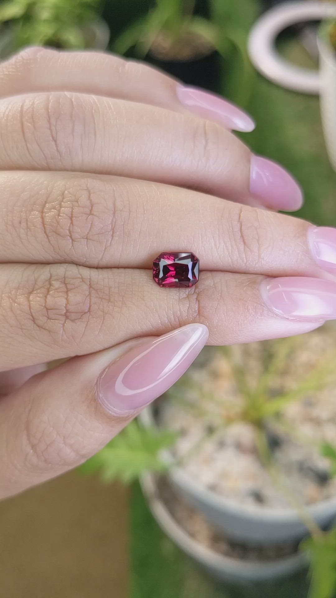 1.88 Ct. Rhodolite Garnet from Ceylon (Sri Lanka) Size Video