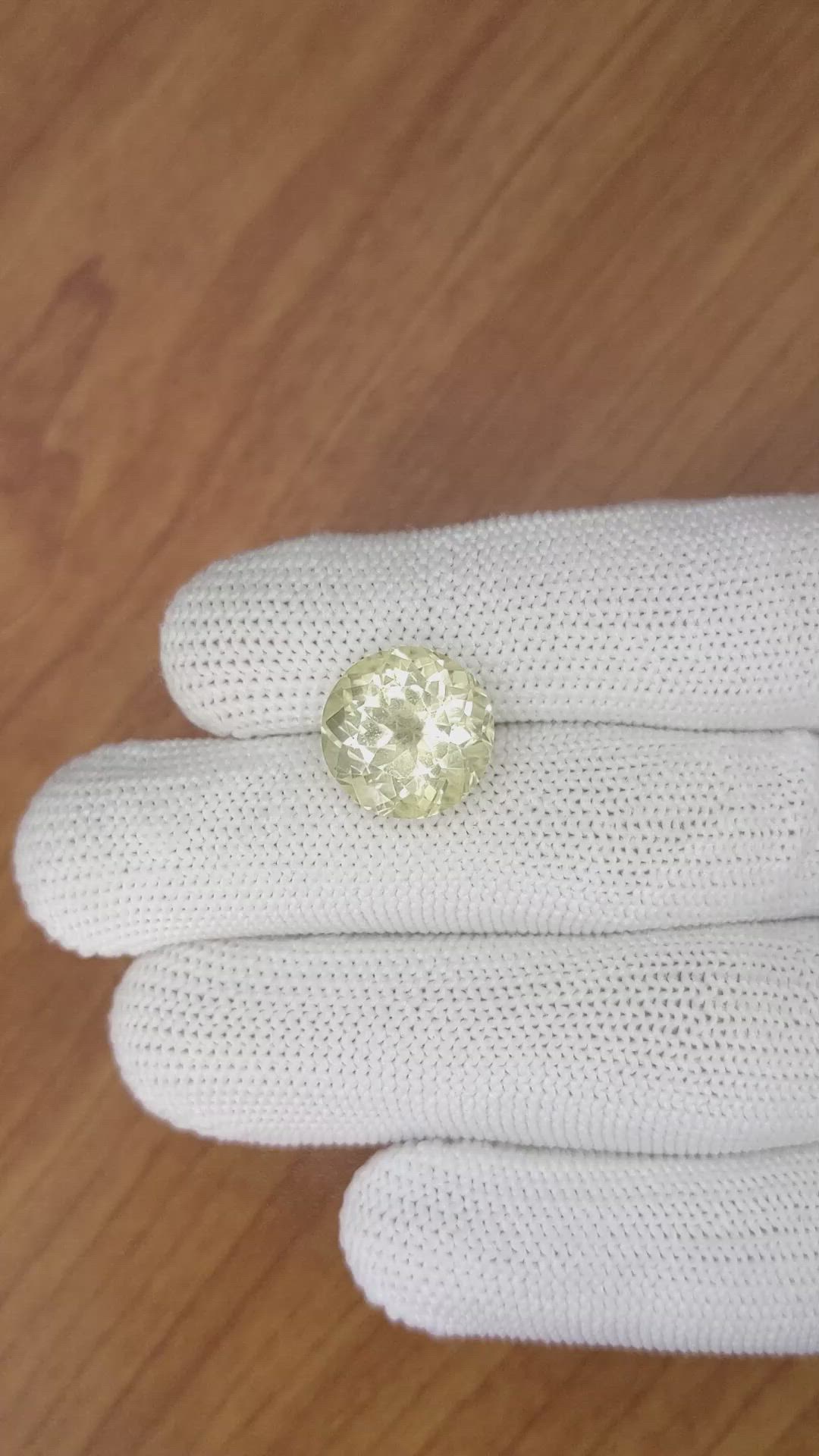 7.50 Ct. Quartz from Brazil Size Video