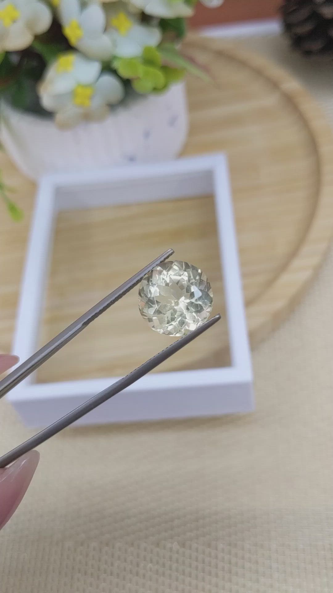 7.50 Ct. Quartz from Brazil Size Video
