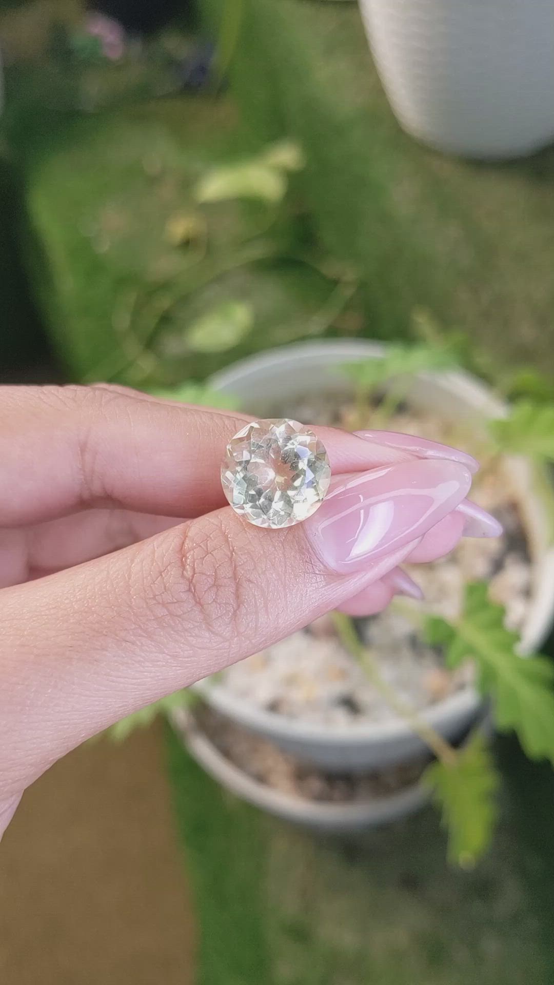 7.50 Ct. Quartz from Brazil Size Video