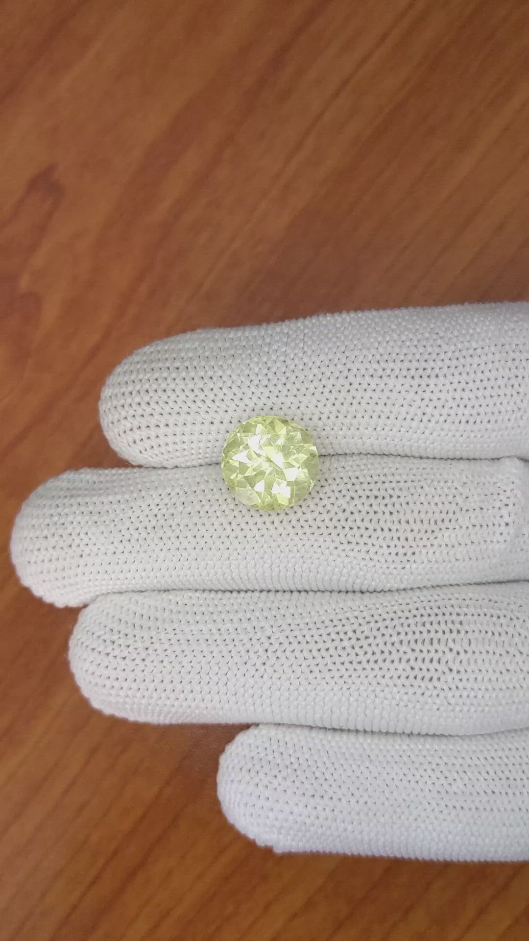 5.81 Ct. Quartz from Brazil Size Video