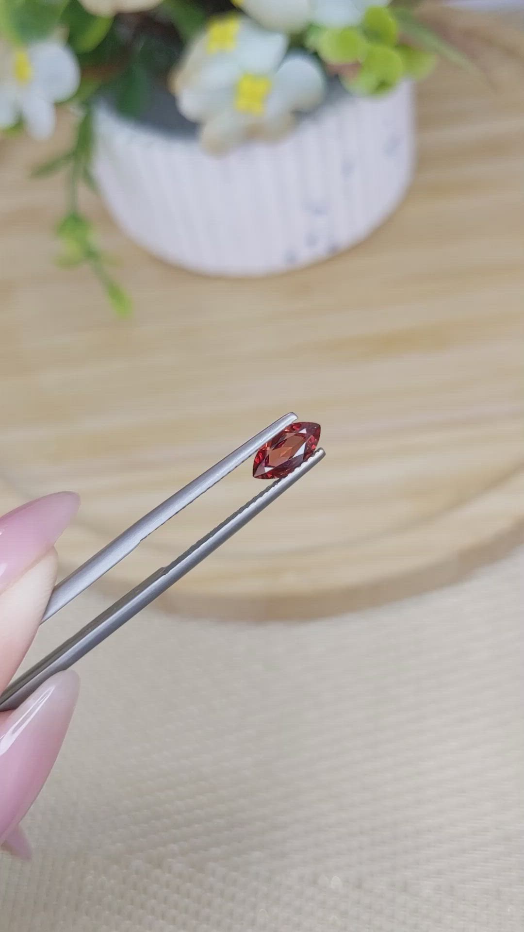 0.75 Ct. Garnet from Ceylon (Sri Lanka) Size Video