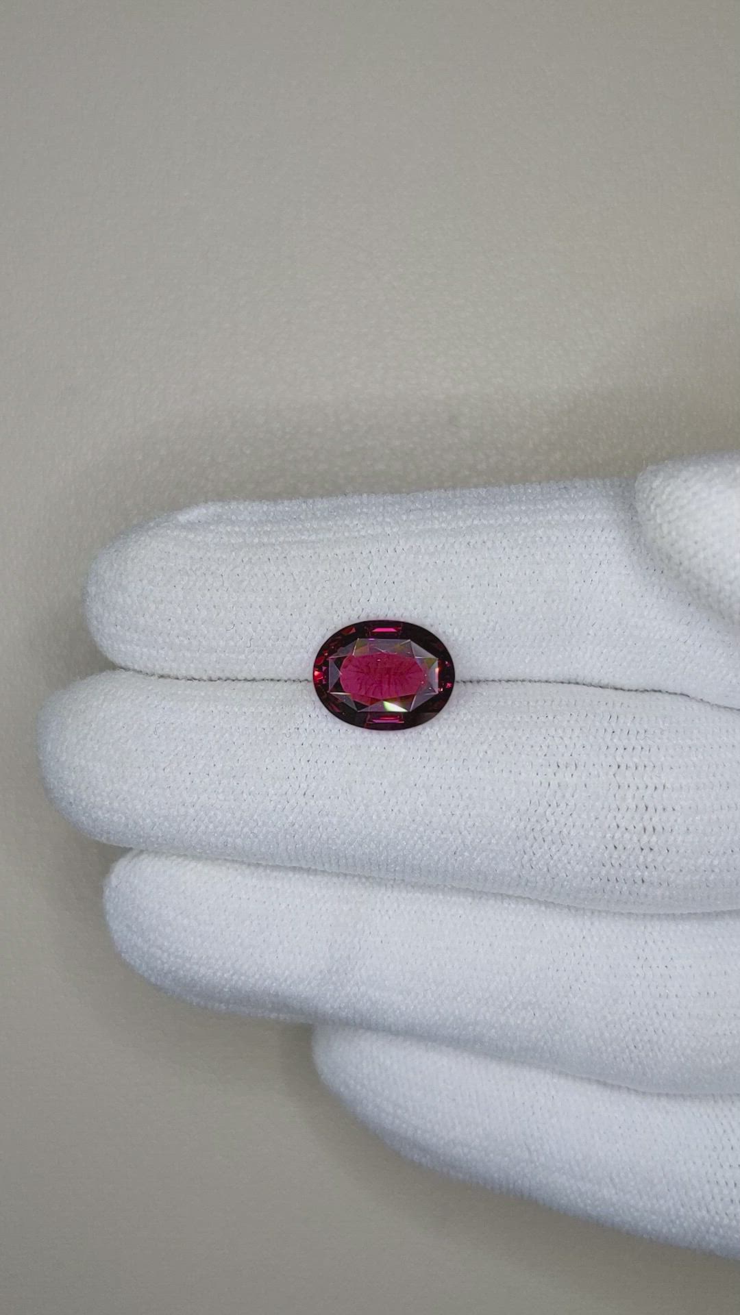 2.92 Ct. Rhodolite Garnet from Tanzania Size Video