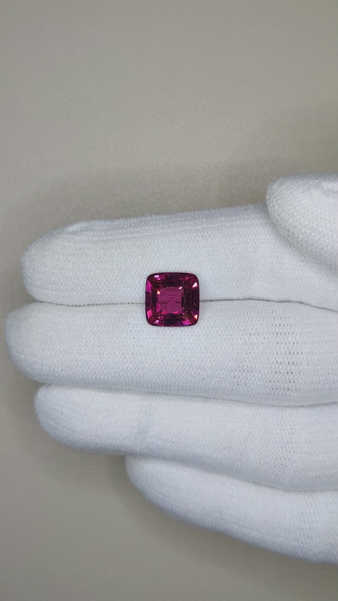 2.85 Ct. Rhodolite Garnet from Tanzania Size Video