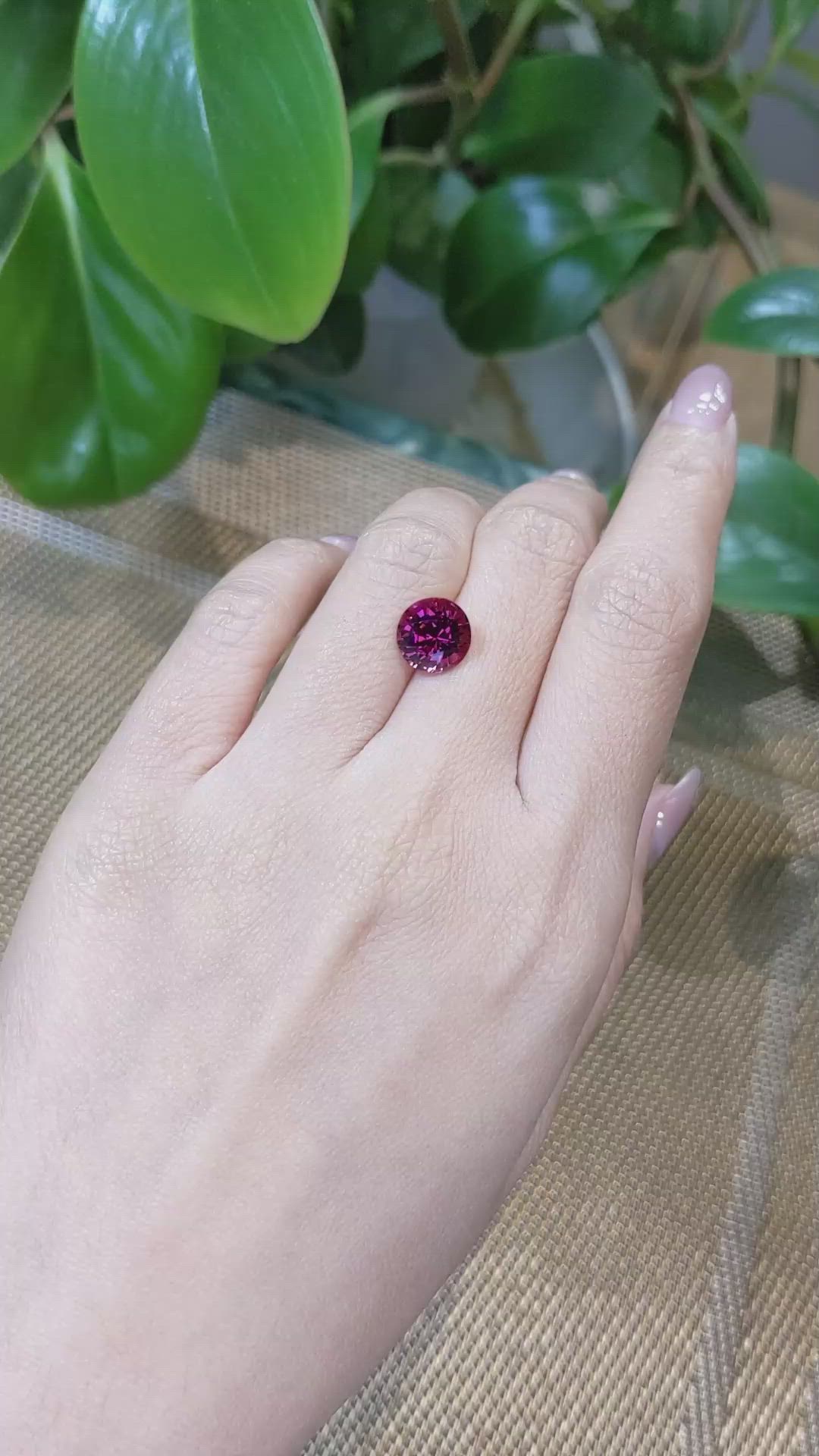 4.07 Ct. Rhodolite Garnet from Tanzania Size Video