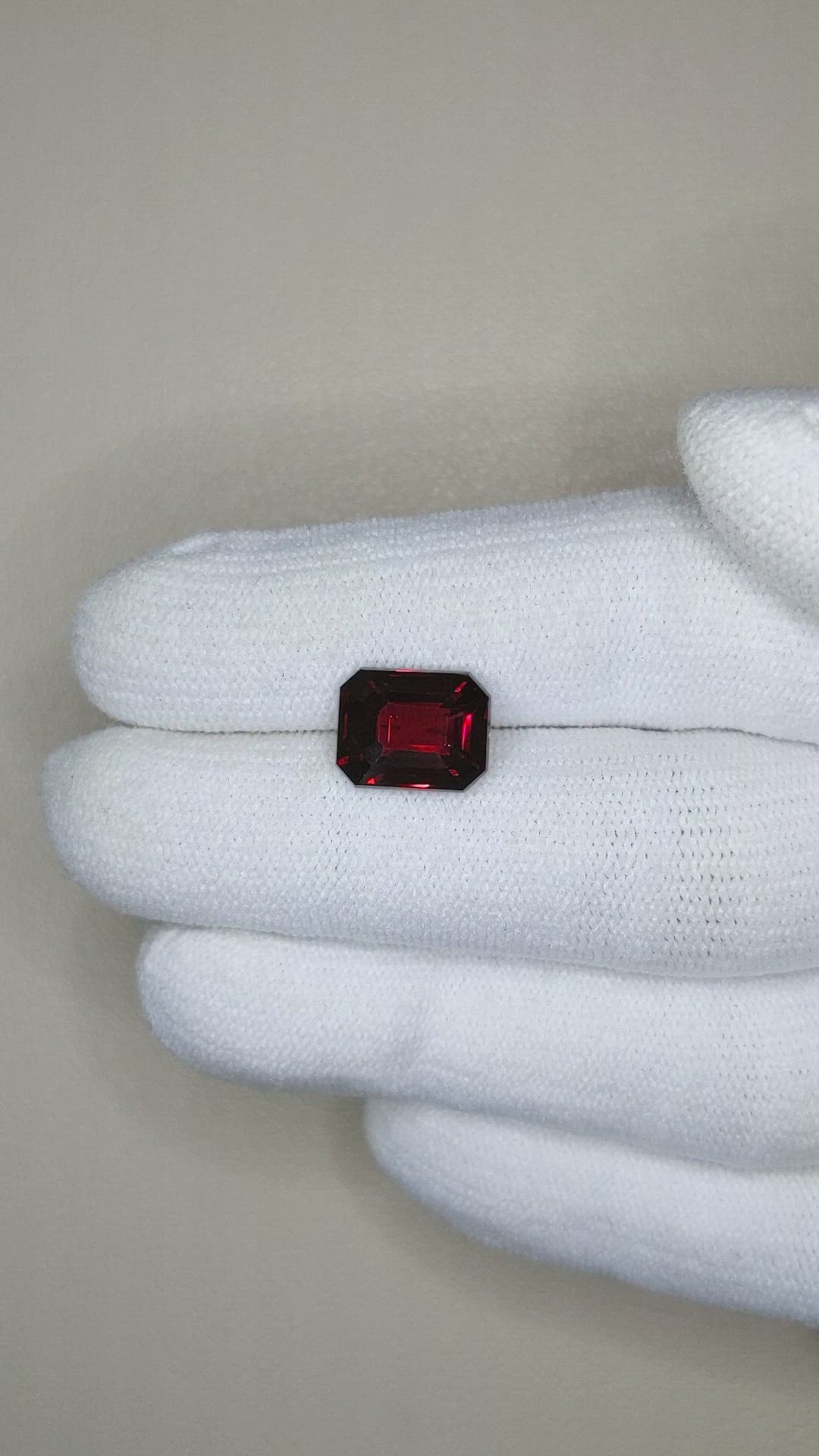 4.43 Ct. Rhodolite Garnet from Tanzania Size Video