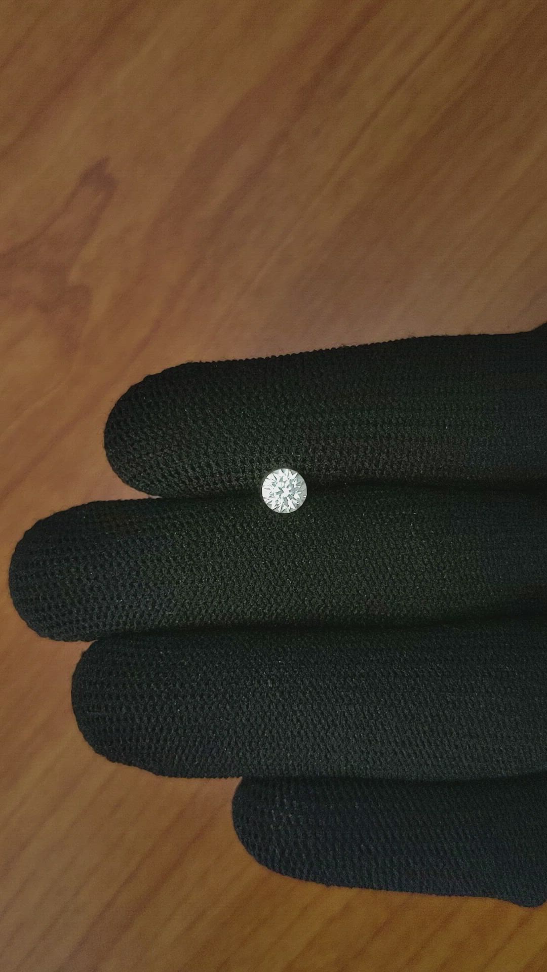 0.80 Ct. Zircon from Ceylon (Sri Lanka) Size Video