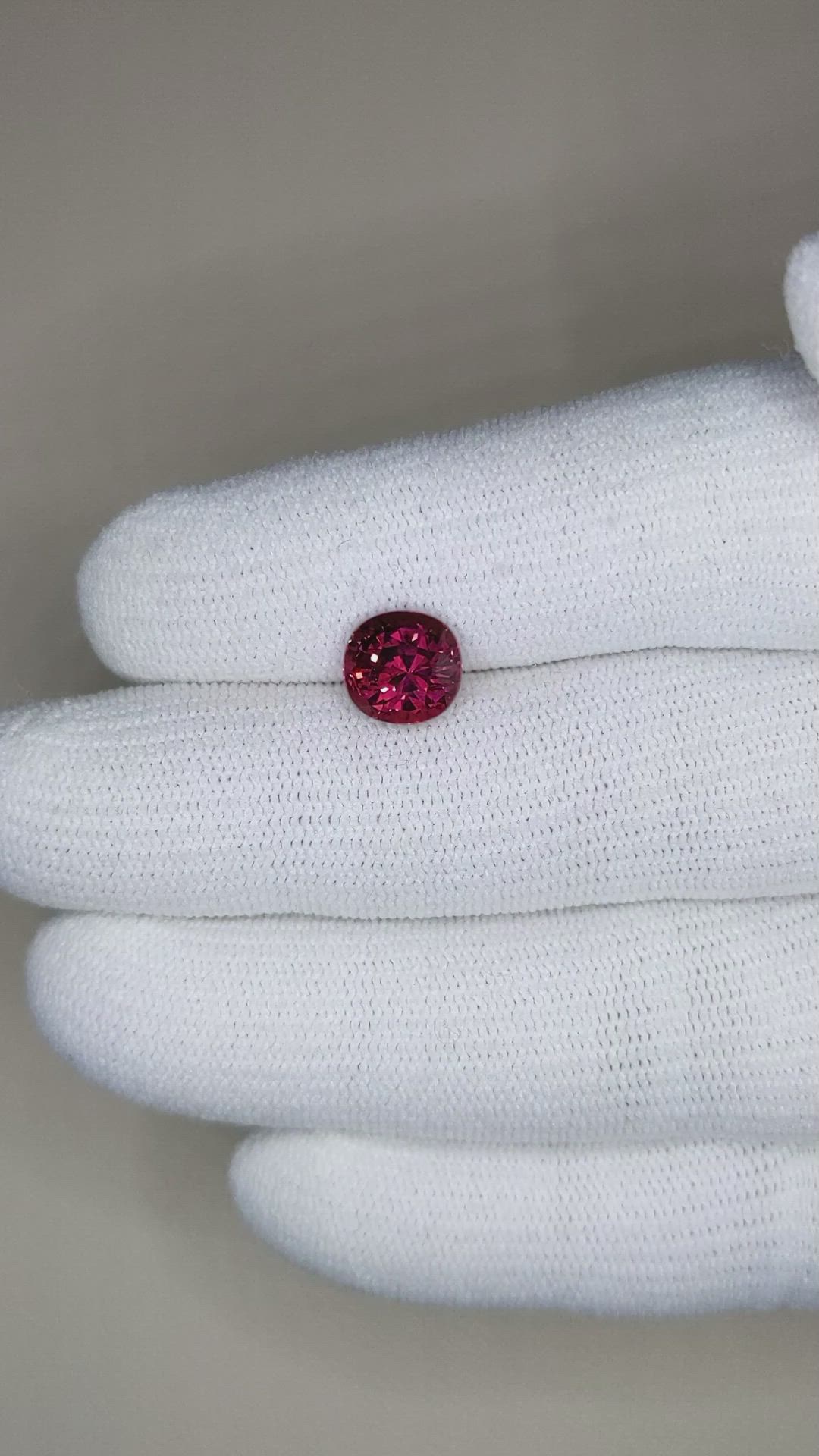 2.90 Ct. Rhodolite Garnet from Tanzania Size Video
