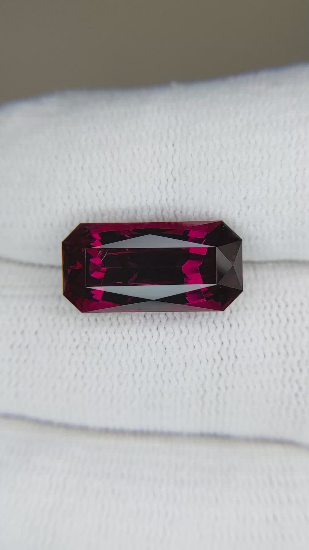 11.28 Ct. Rhodolite Garnet from Tanzania Size Video