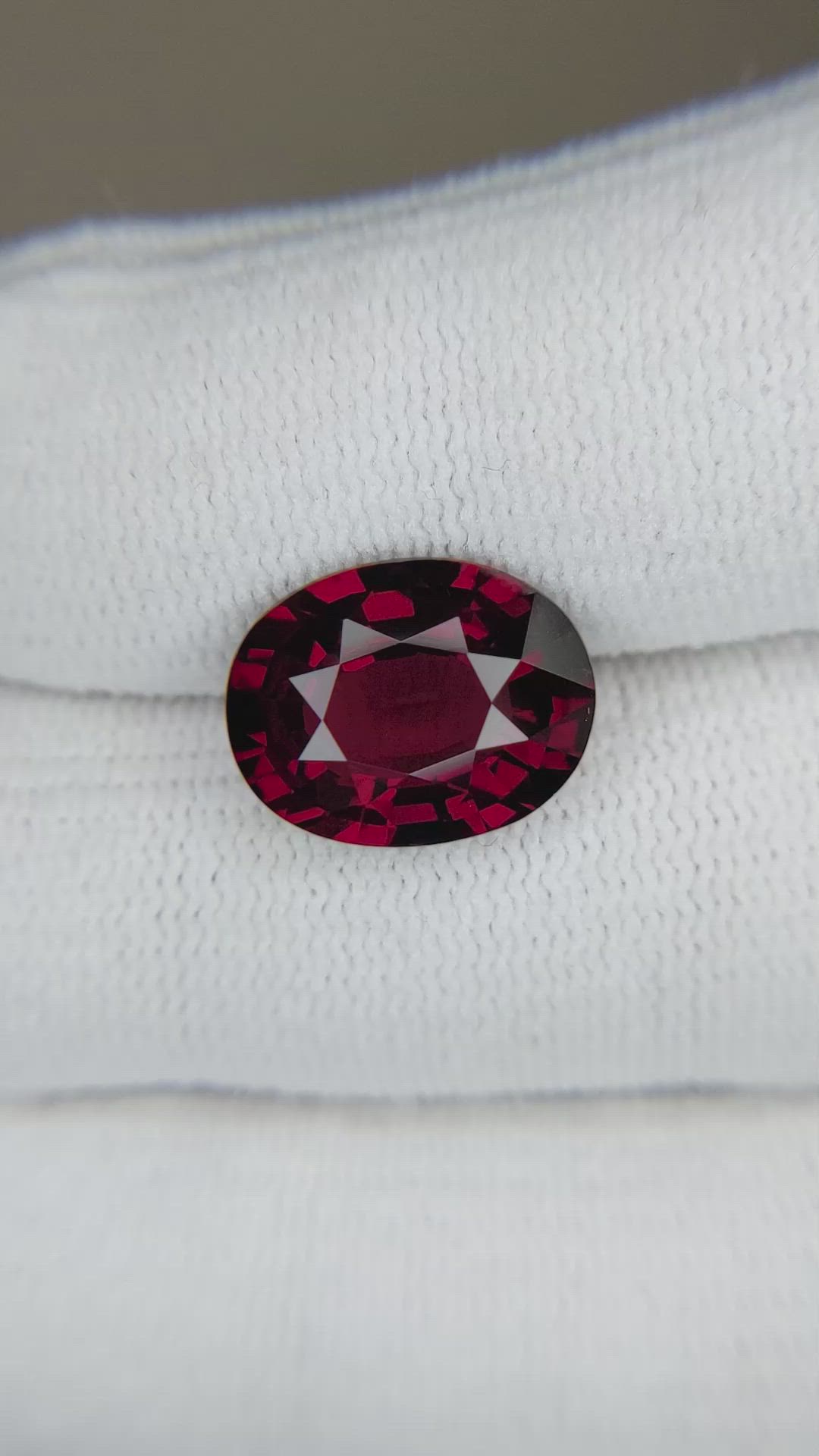 6.85 Ct. Rhodolite Garnet from Tanzania Size Video