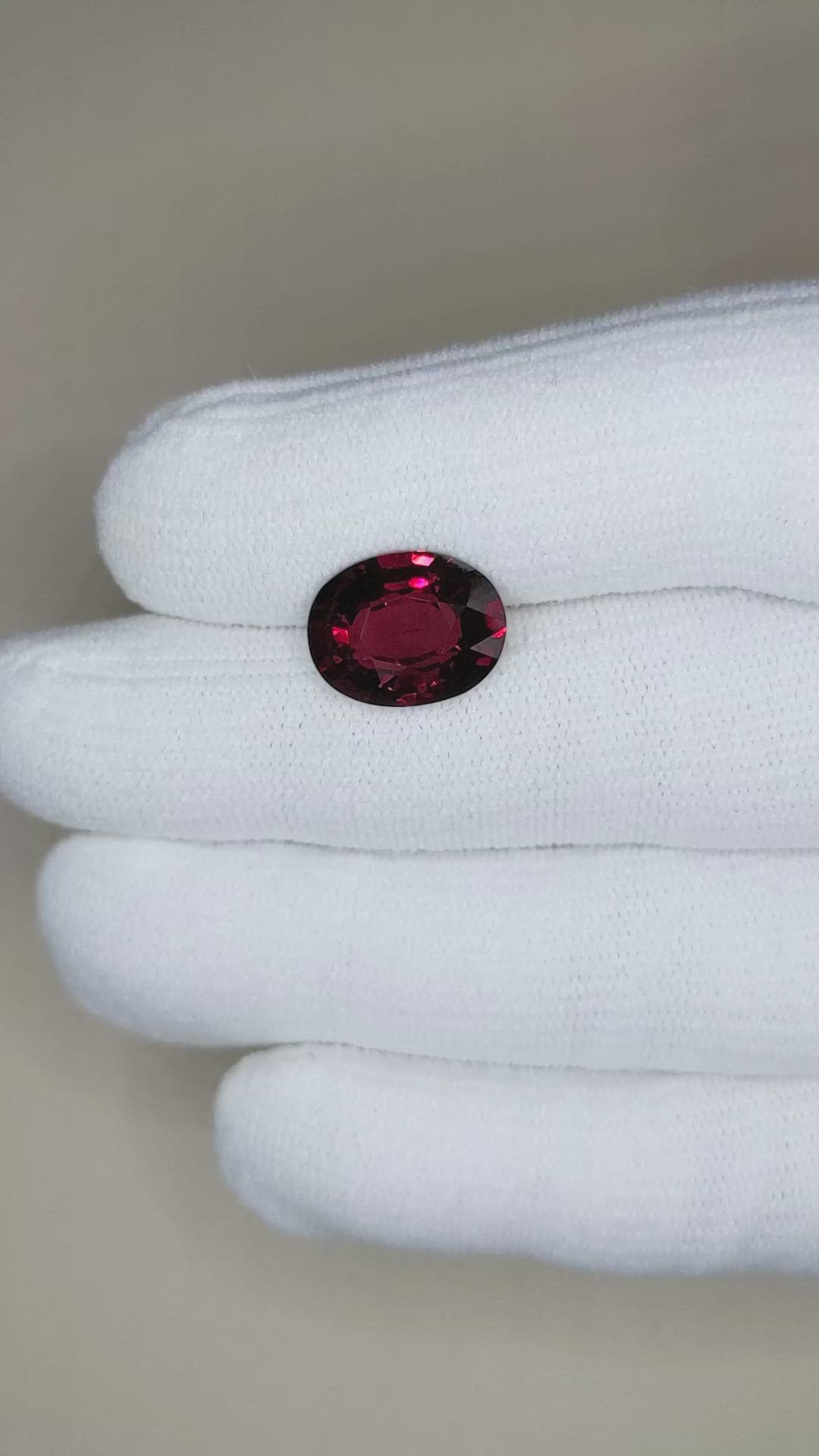 6.85 Ct. Rhodolite Garnet from Tanzania Size Video