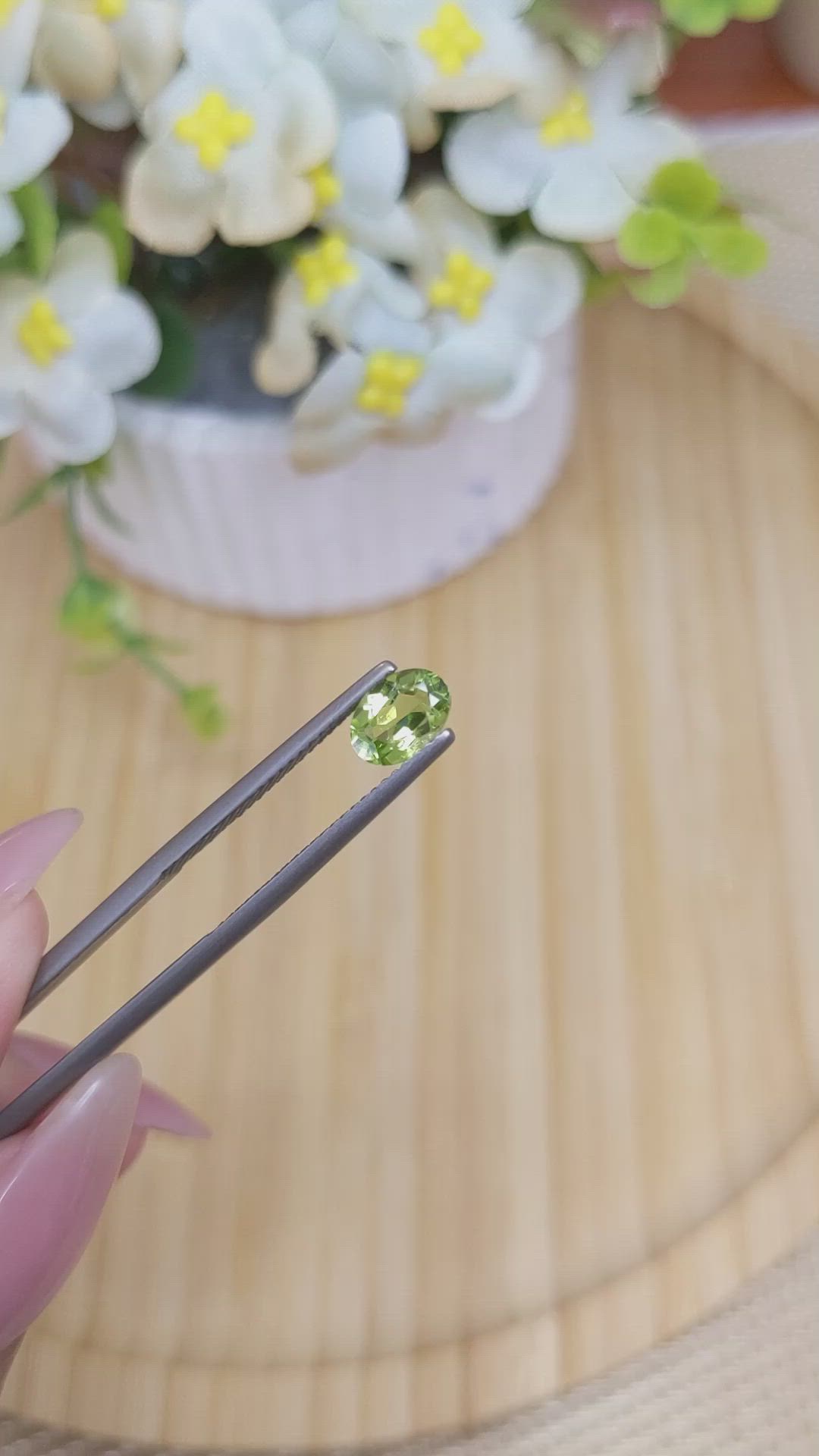 0.89 Ct. Peridot from Pakistan Size Video