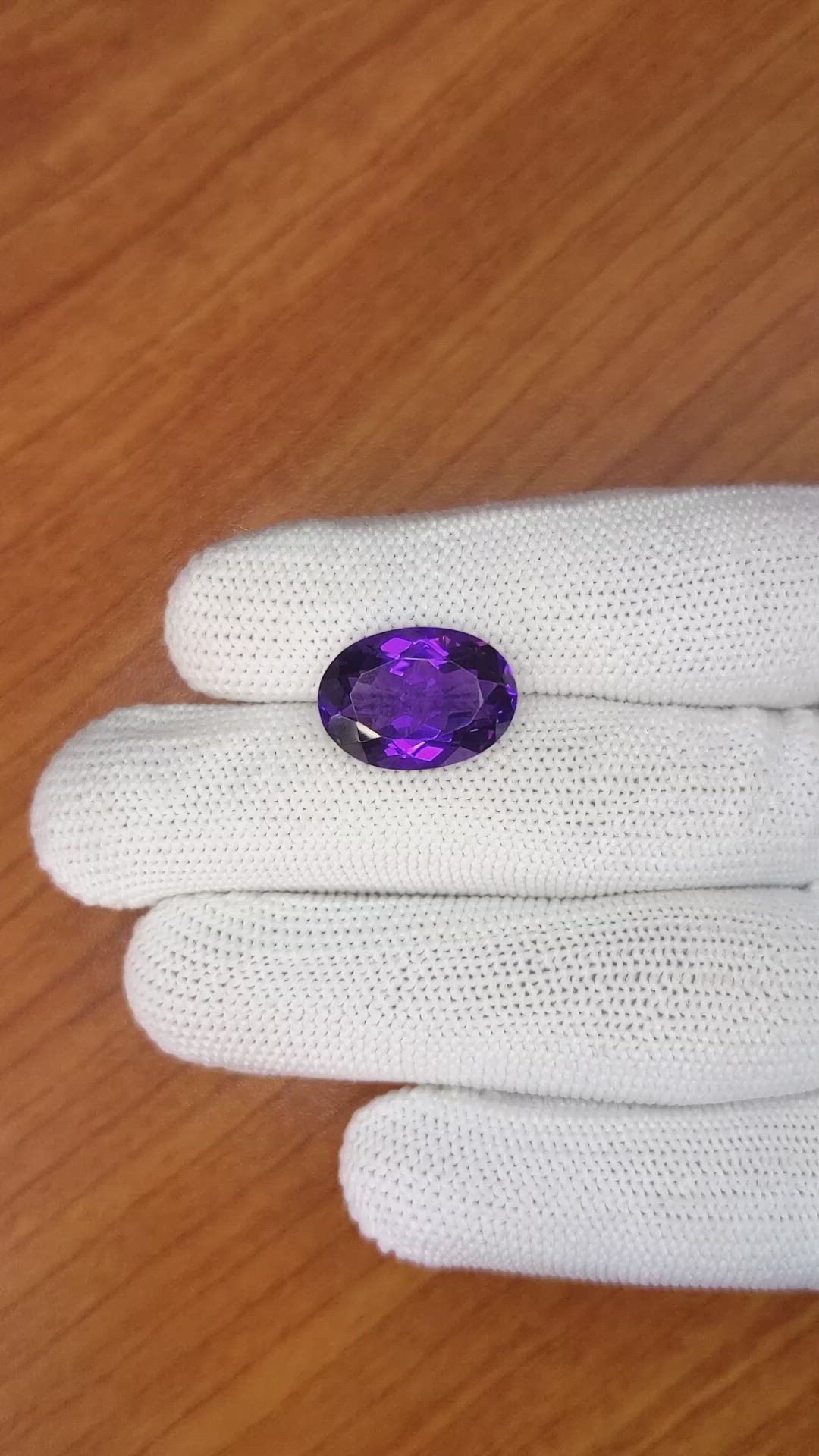 9.25 Ct. Amethyst from Ceylon (Sri Lanka) Size Video