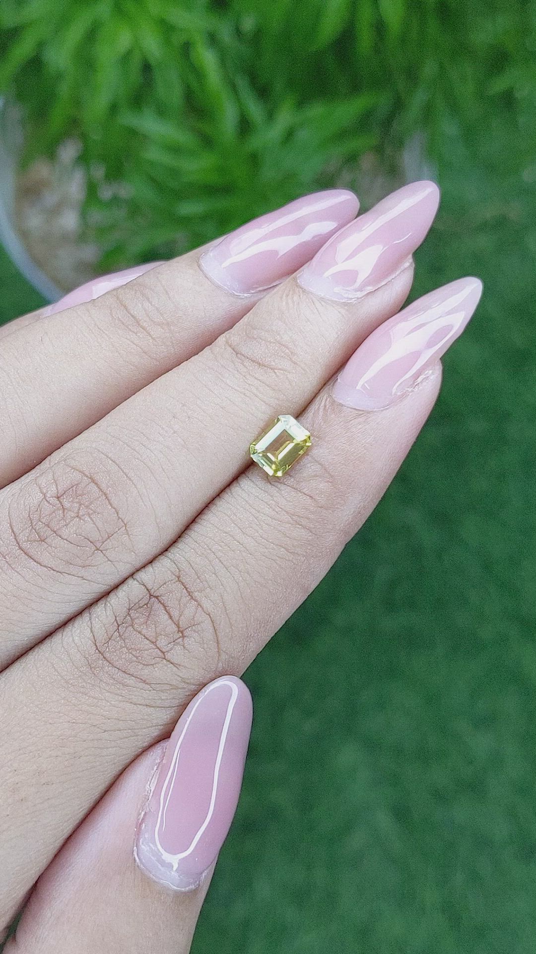 0.78 Ct. Chrysoberyl from Ceylon (Sri Lanka) Size Video