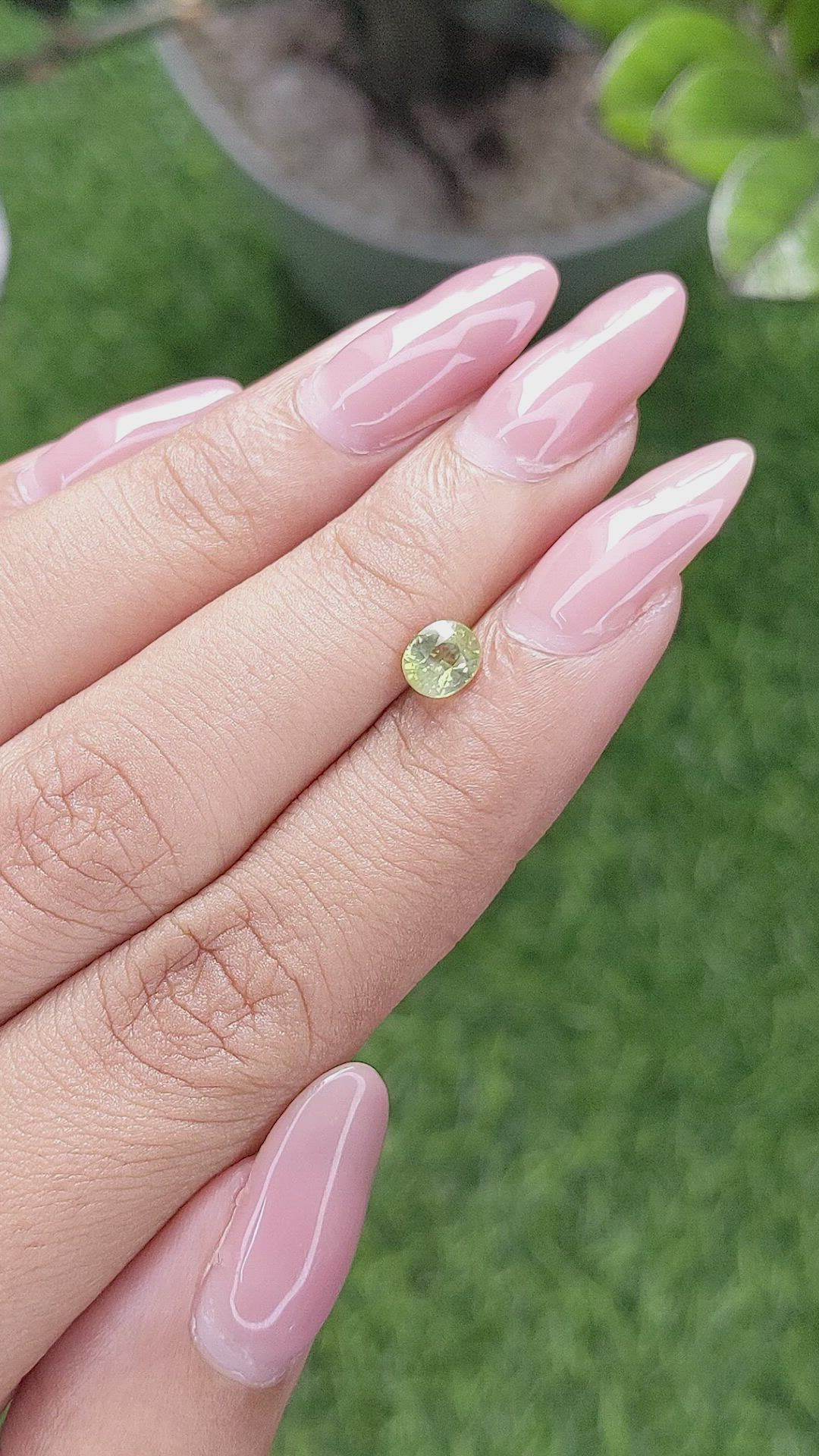 0.72 Ct. Chrysoberyl from Ceylon (Sri Lanka) Size Video